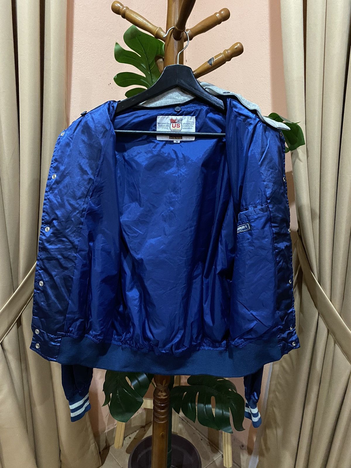 Vintage VINTAGE FITNESS STADIUM BASEBALL JACKET Size US L / EU 52-54 / 3 - 7 Thumbnail