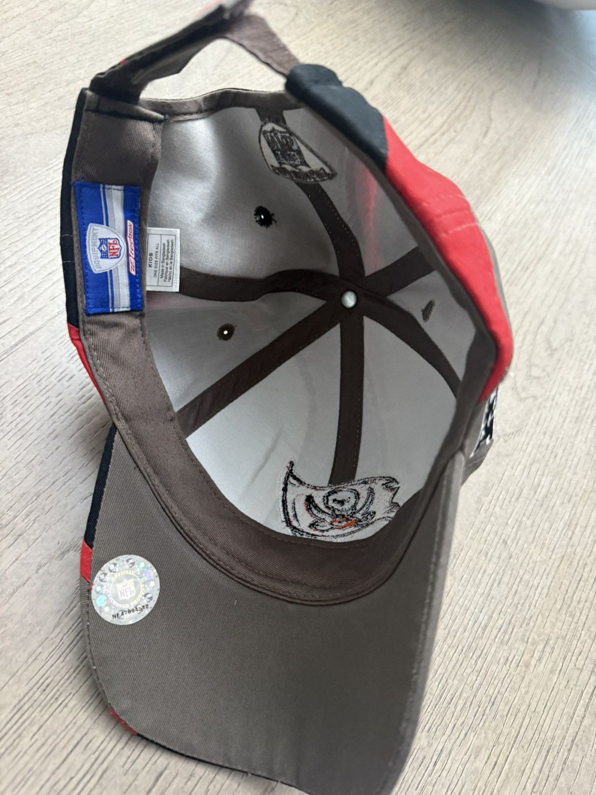 Reebok Tampa Bay Buccaneers NFL Offically Licensed SnapBack Cap Size ONE SIZE - 5 Thumbnail