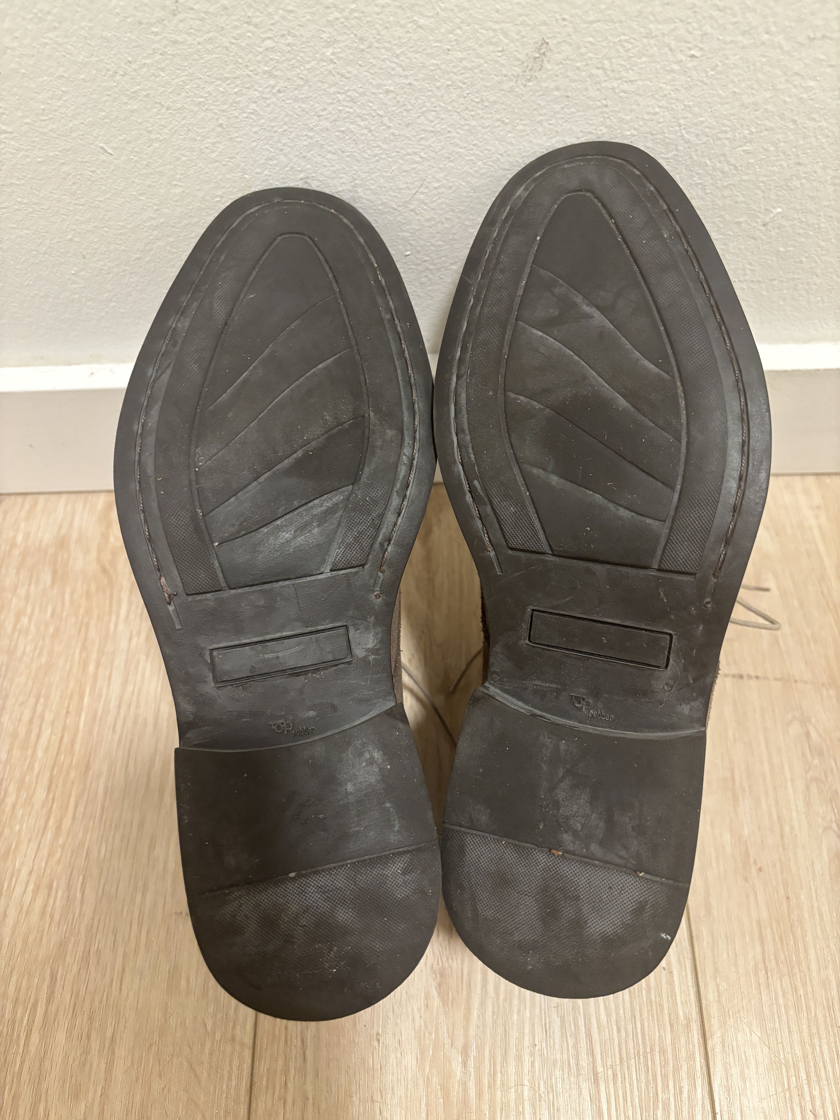 Boggi $280 Light Brown/ Taupe Suede Chukka Boots/ Shoes EU 40 US 7 Size US 8 / EU 41 - 8 Thumbnail