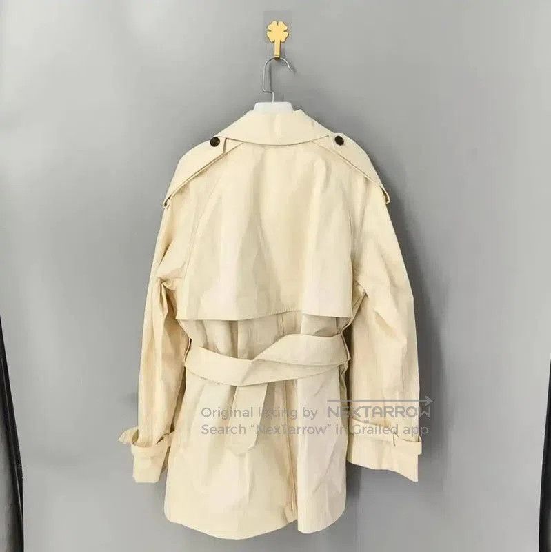 Burberry Burberry Cream Women's Trench Coat. Size L / US 10 / IT 46 - 2 Thumbnail