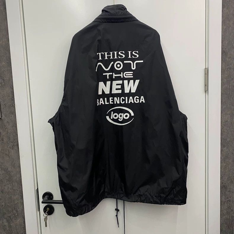 Balenciaga Balenciaga size 36 Black Printed Logo Zip-Up Jacket Size XS / US 0-2 / IT 36-38 - 2 Thumbnail