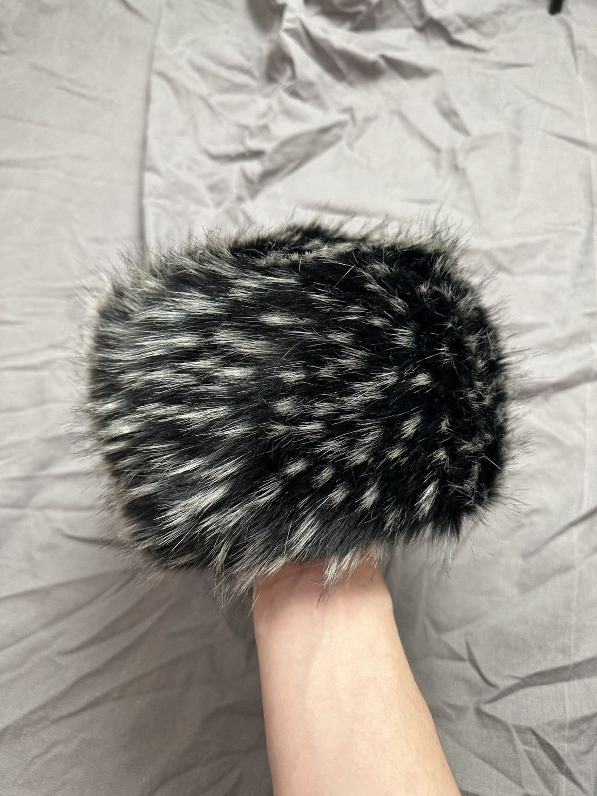 Japanese Brand Y2K Ushanka Fur Fuzzy Hat 90s Style Vintage ifsixwasnine Size ONE SIZE - 6 Thumbnail