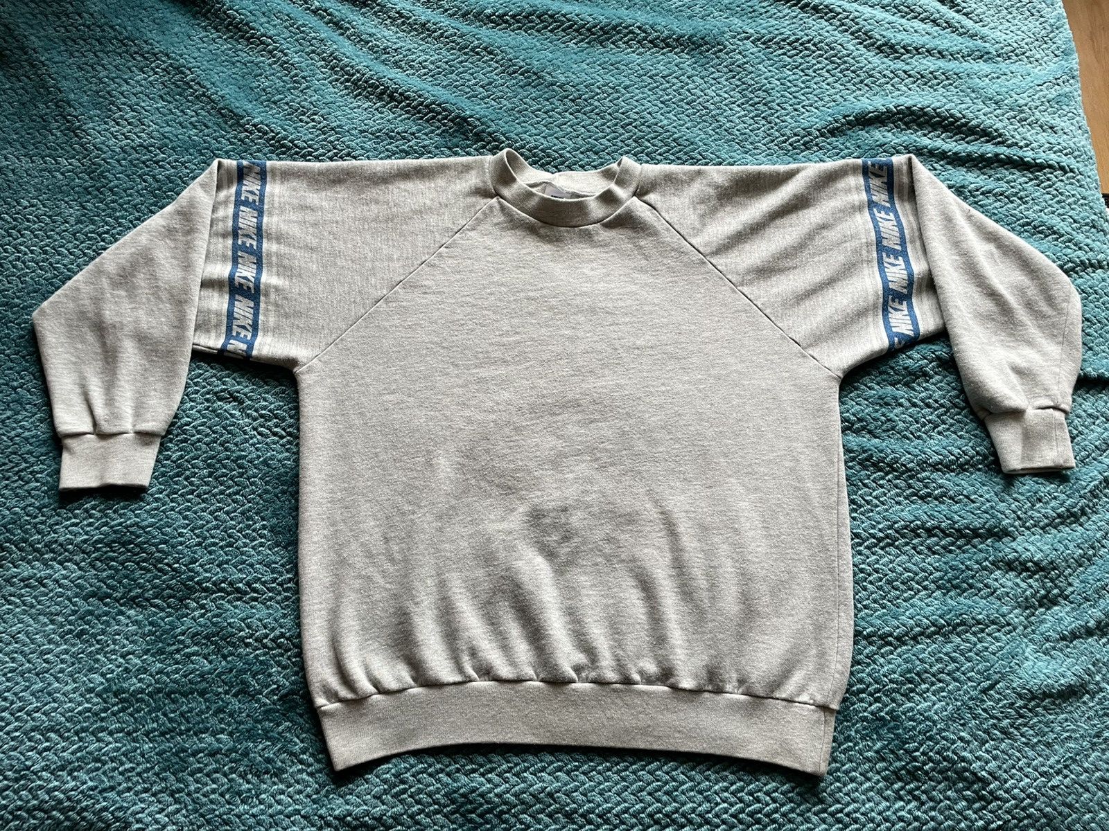 Nike Vintage grey Sweatshirt Nike 80’ Size US S / EU 44-46 / 1 - 1 Thumbnail