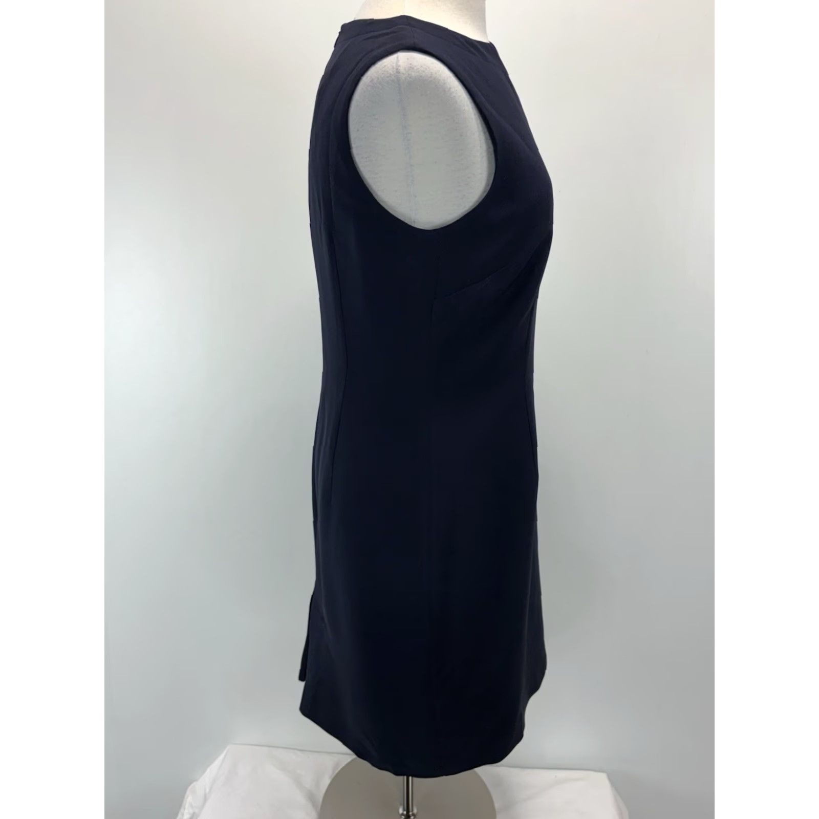 VINTAGE Jones New York Sheath Dress Sz 10 Dark Navy Lined Sleeveless Career Capsule Women Modern Classic Business Womens