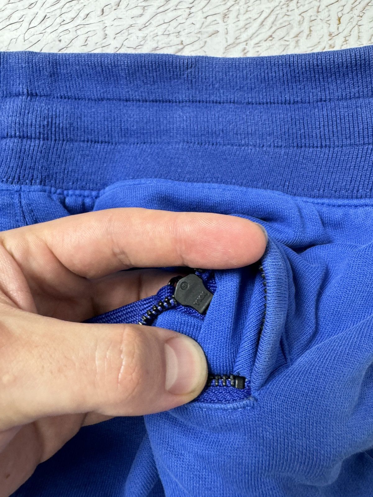 Helmut Lang HELMUT LANG Cargo Sweat Shorts Mens Size M Blue Drawstrings Size US 32 / EU 48 - 11 Thumbnail