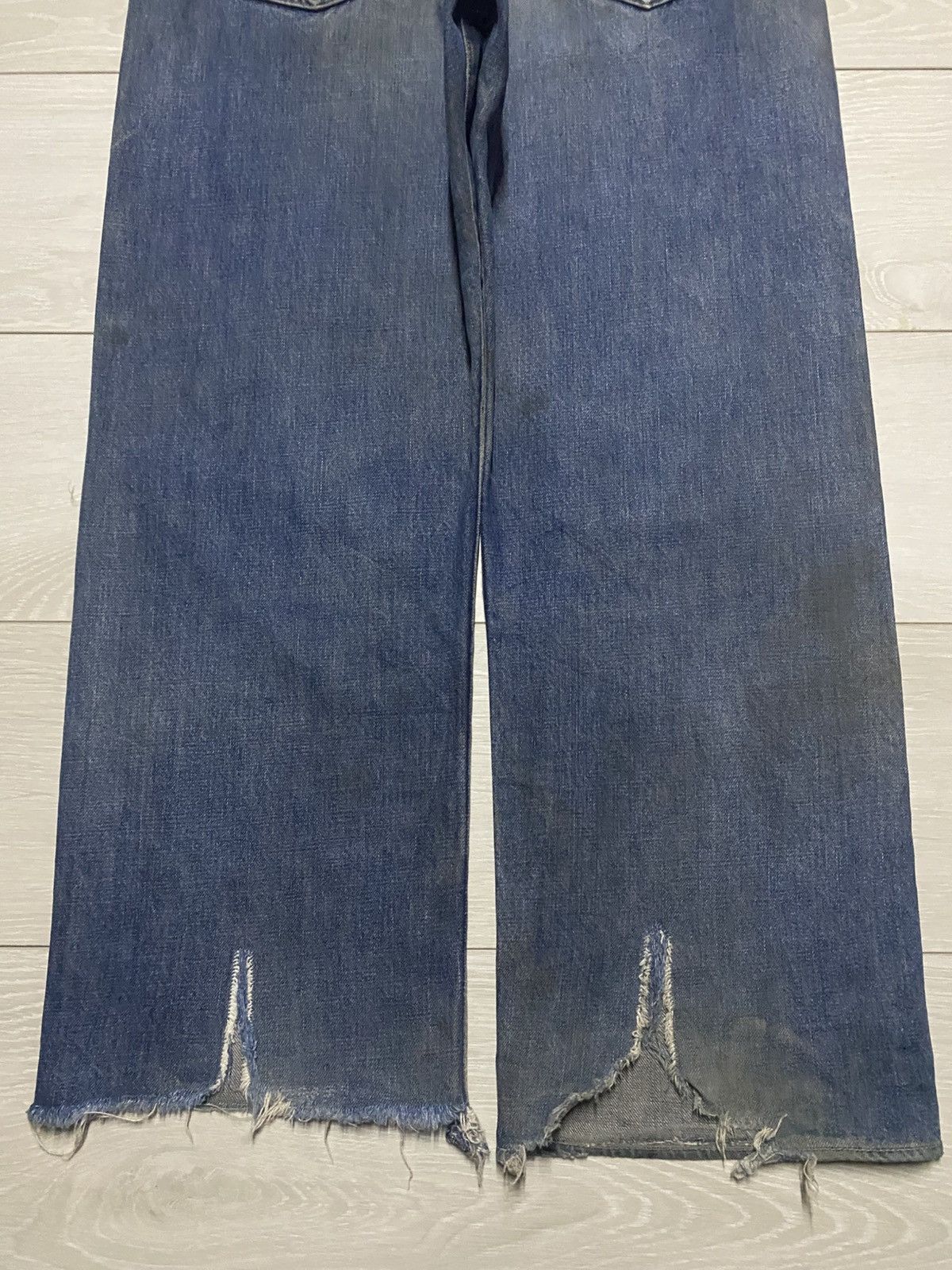 Levi's Vintage Levis 702xx Big E Japan Buckle Back Destroy Baggy Size US 35 - 6 Thumbnail