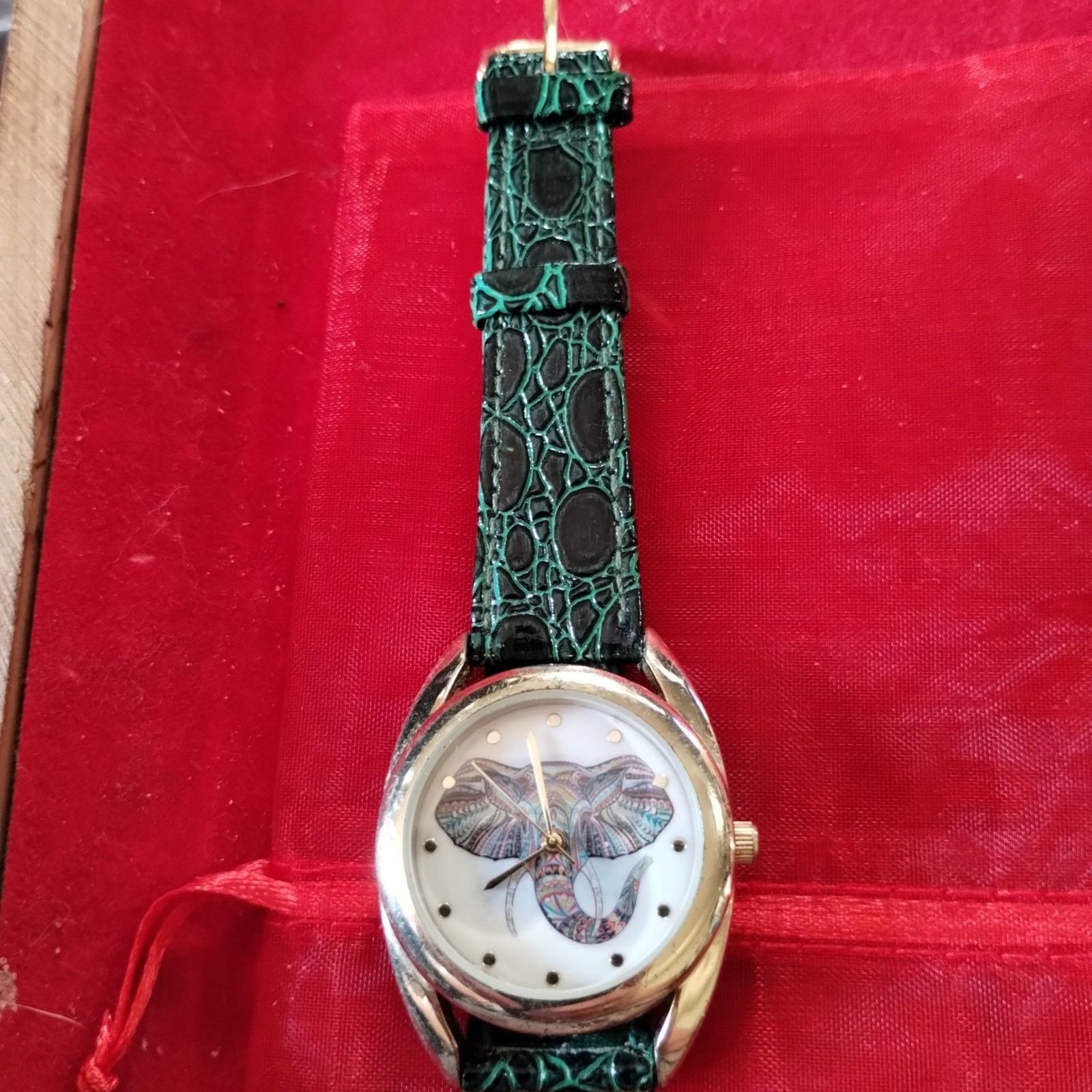 Vintage Very unique tribal elephant watch Size ONE SIZE - 2 Thumbnail