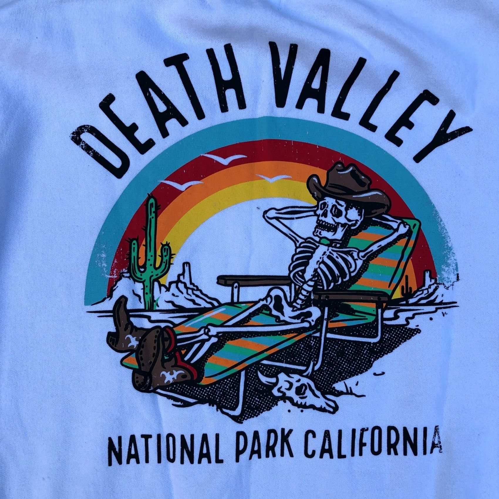 Vintage RETROFIT Death Valley National Park Sweatshirt MEDIUM Men's Sweater White Cotton Size US M / EU 48-50 / 2 - 3 Thumbnail