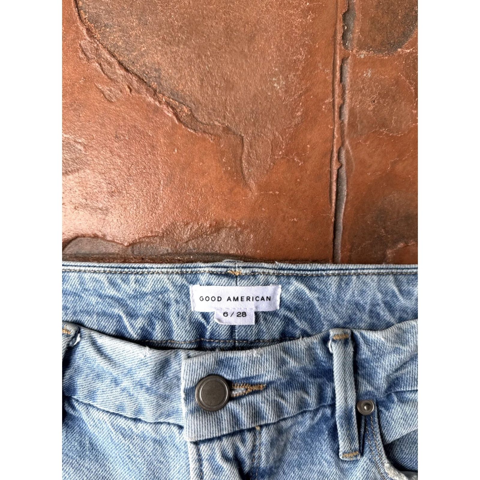 Good American VINTAGE Good American Jeans Distressed Frayed Hem Jeans Women’s 6/28 Light Wash City 90s Mens Girls Size 28" / US 6 / IT 42 - 2 Thumbnail