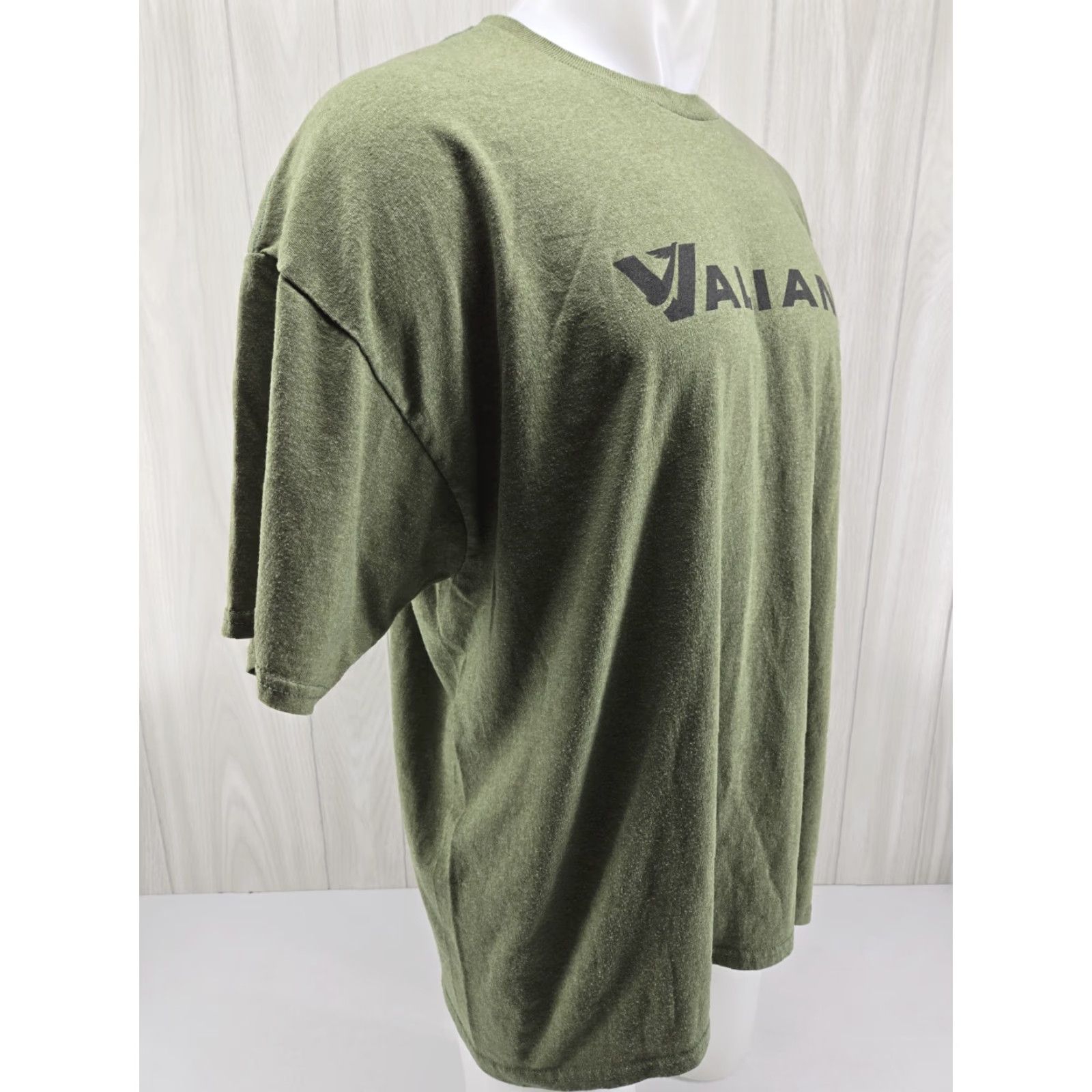Hanes Griffon Aerospace Valiant Green Shirt Mens 2XL Size US XXL / EU 58 / 5 - 6 Thumbnail
