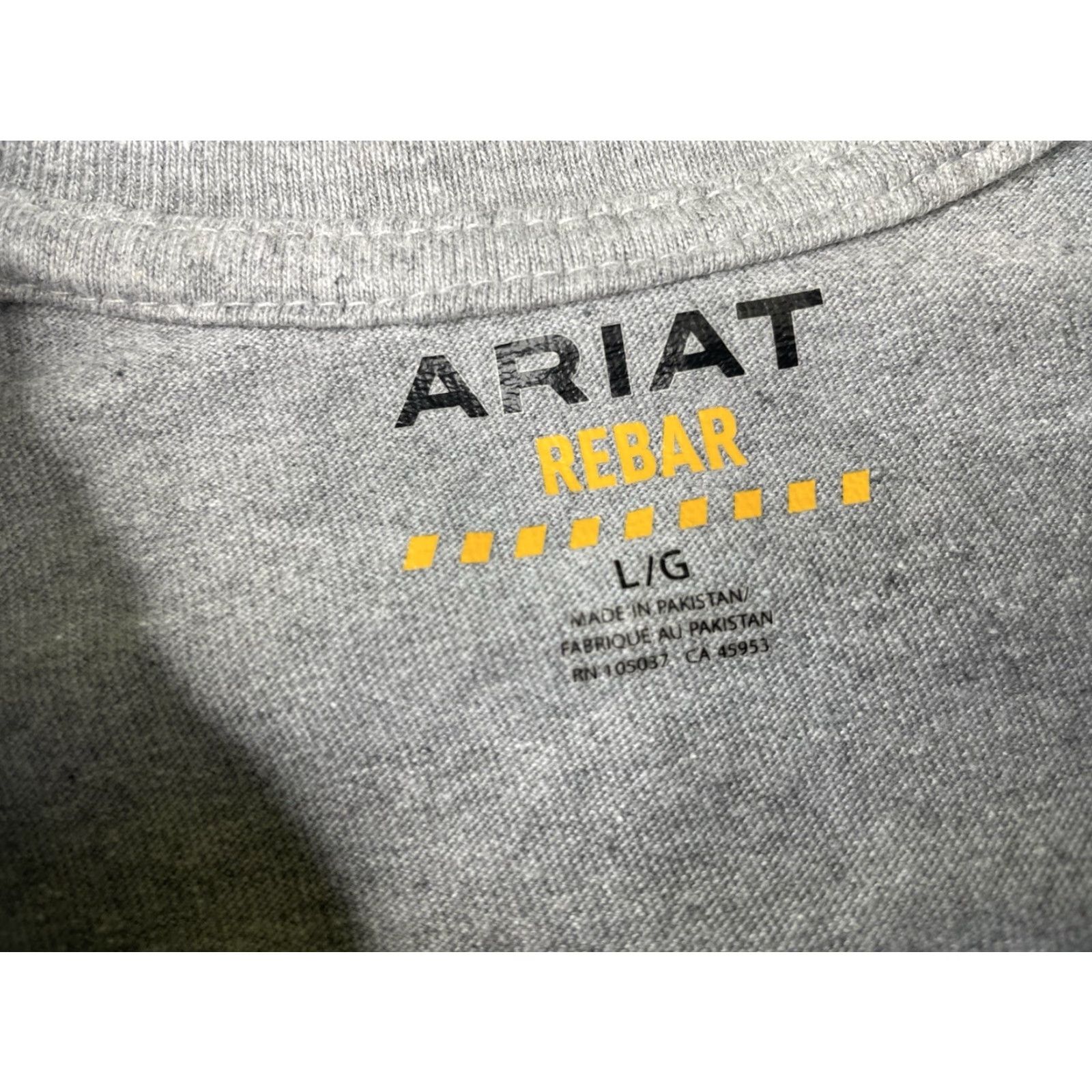 Ariat Ariat Men's Rebar Cotton Strong Gray Heathered Work T-Shirt Size Large Gray ARIAT Rebar Cotton Work Shirt Mens Large Comfortable Crewneck Short Sleeve Size US L / EU 52-54 / 3 - 3 Thumbnail