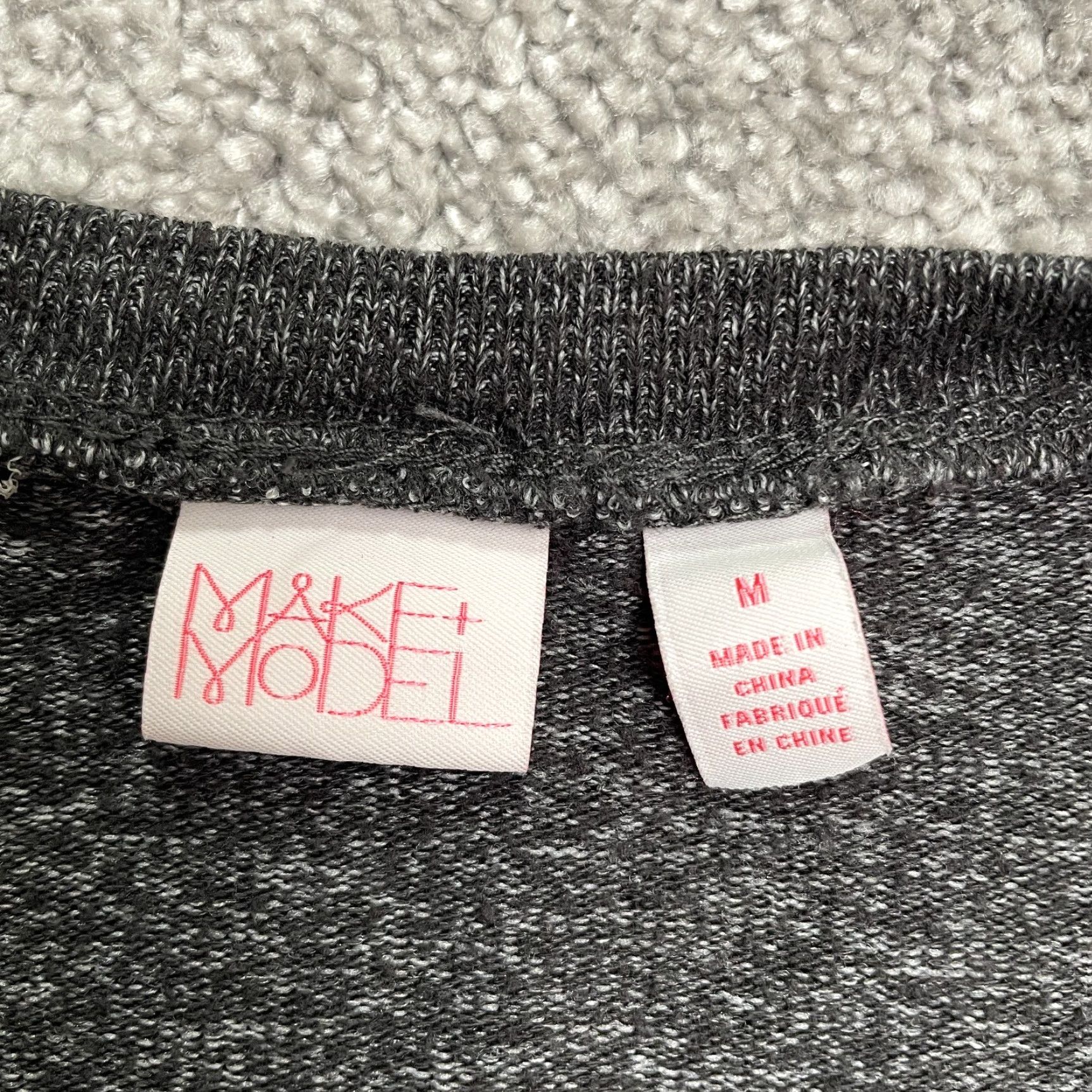 Vintage Make + Model T-Shirt Womens Adult Medium Dark Gray Scoop Neck Short Sleeve Tee Basic Size M / US 6-8 / IT 42-44 - 4 Thumbnail