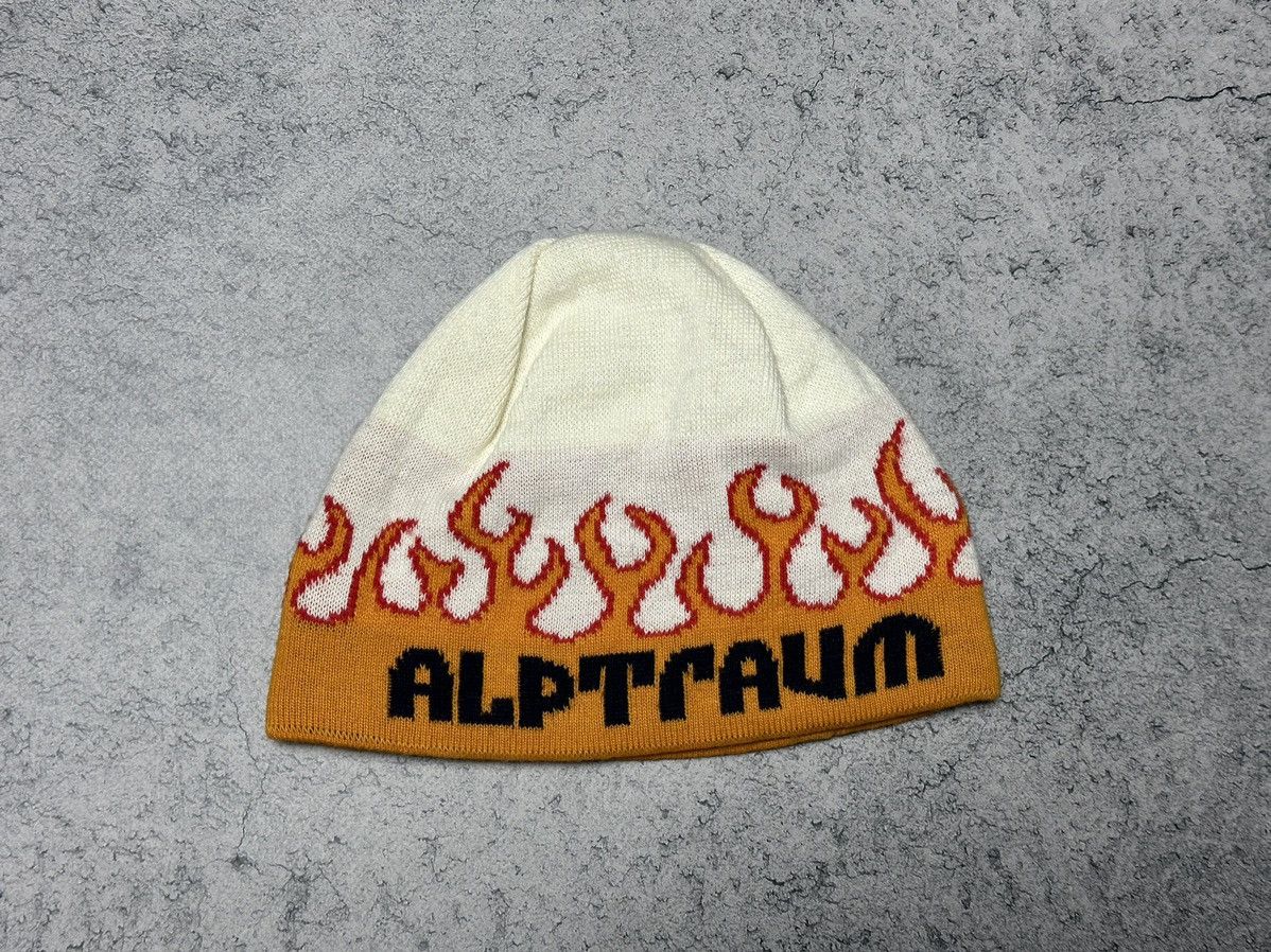 Vintage Vintage Alptraum Flame Fire Y2K Beanie Hat Size ONE SIZE - 2 Thumbnail