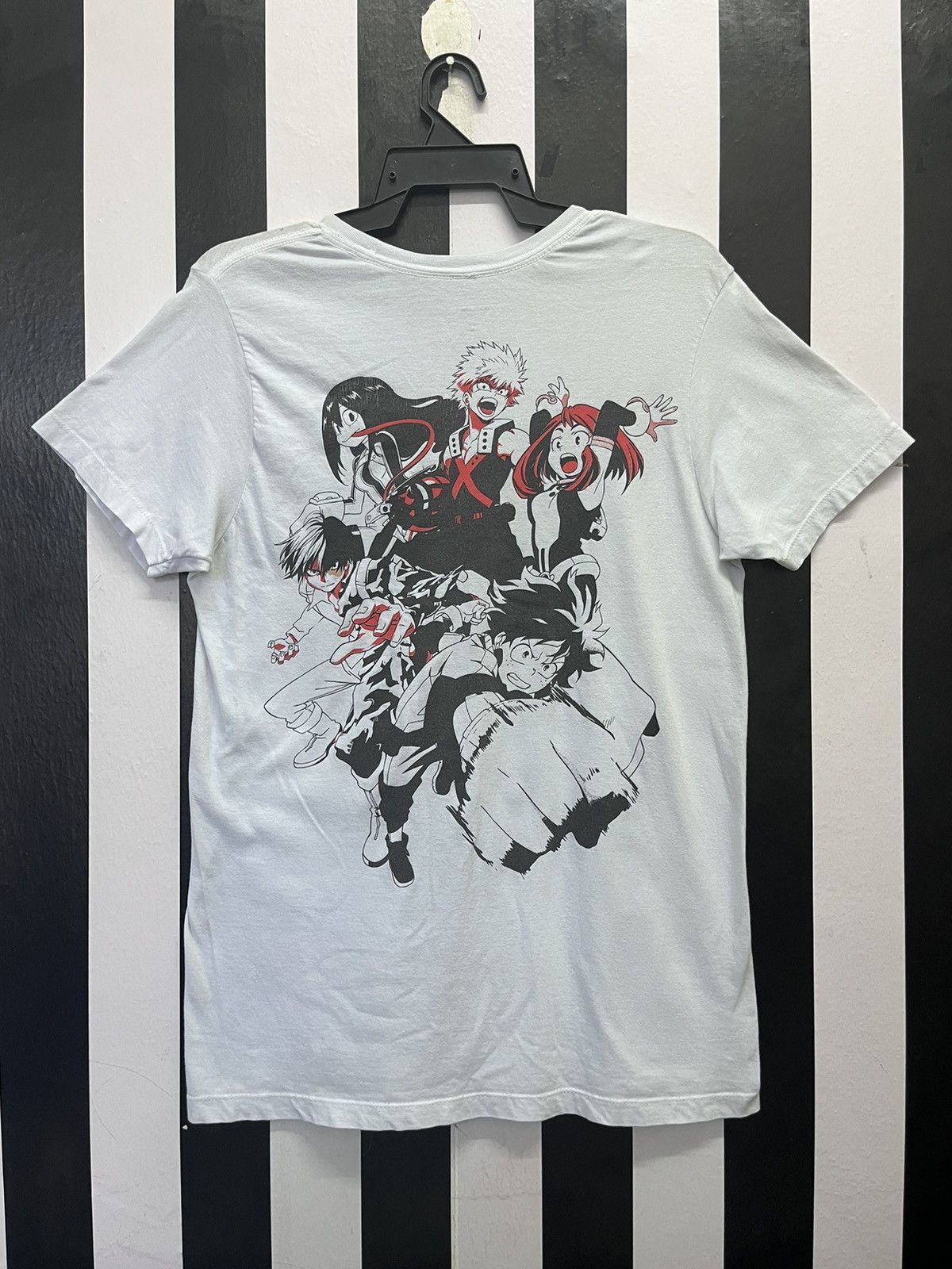 Anime × Japanese Brand Anime Manga My Hero Academia by Kōhei Horikoshi T-shirt Size US M / EU 48-50 / 2 - 3 Thumbnail