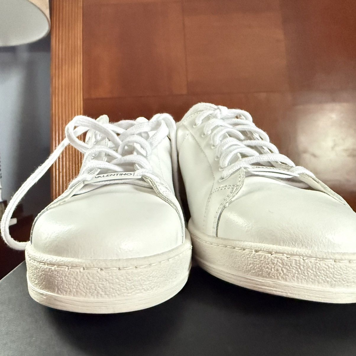 Valentino Valentino sneakers- fit like a size 9 Size US 9.5 / EU 42-43 - 8 Thumbnail