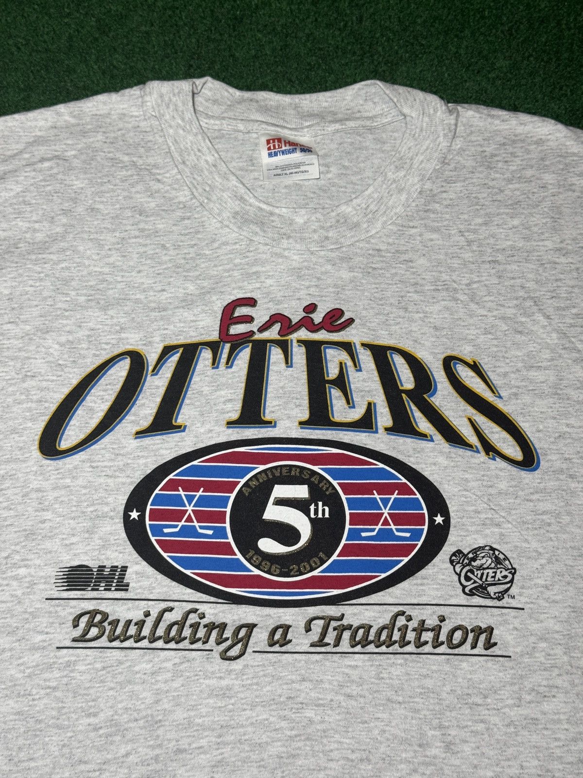 Hanes Erie Otters OHL Hockey Building Tradition XL Retro T Shirt Size US XL / EU 56 / 4 - 2 Thumbnail