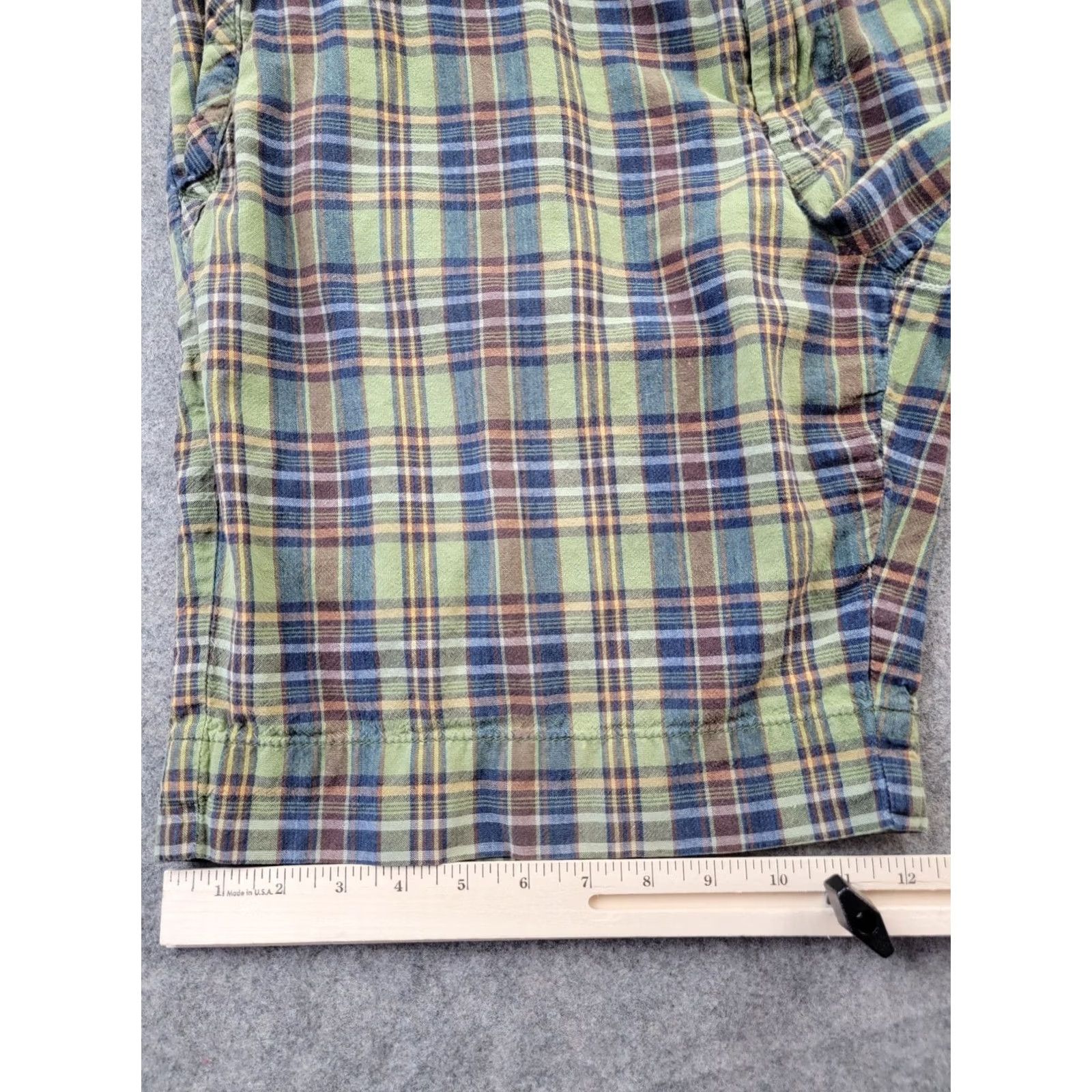 Polo Ralph Lauren Polo Ralph Lauren Shorts Mens 36 Green Plaid Cotton Casual Size US M / EU 48-50 / 2 - 3 Thumbnail