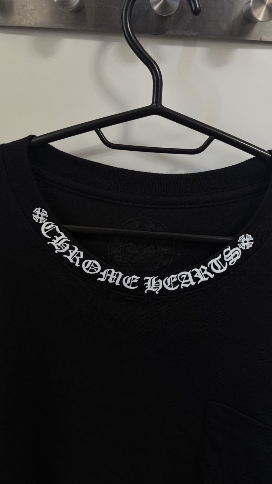 Chrome Hearts Chrome Hearts Long Sleeve Pocket Tee Black XL – Neck Logo Size US XL / EU 56 / 4 - 6 Thumbnail