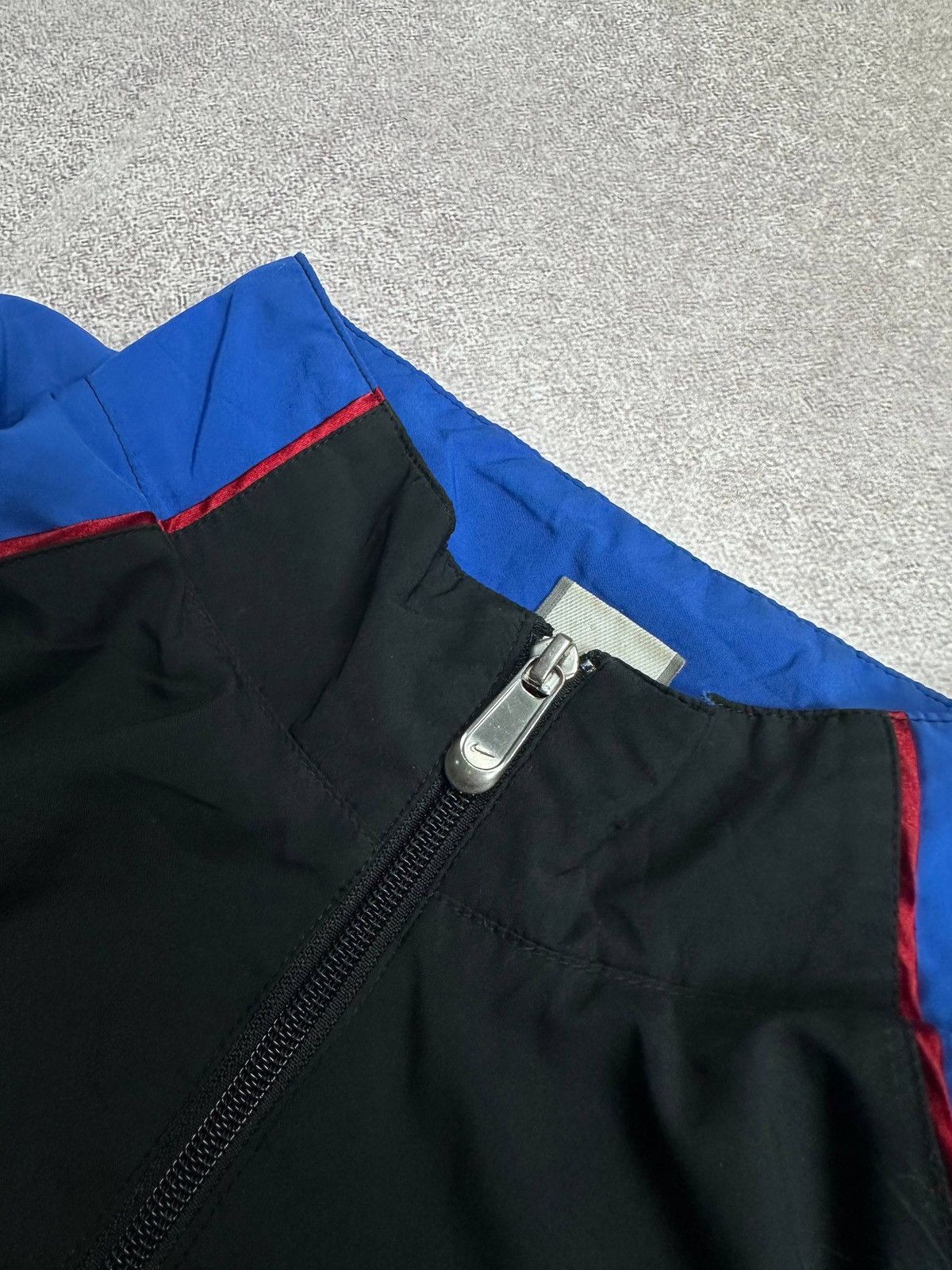 Nike Vintage Nike Swoosh Olympic Boxy Track Jacket Xl Size US XL / EU 56 / 4 - 5 Thumbnail