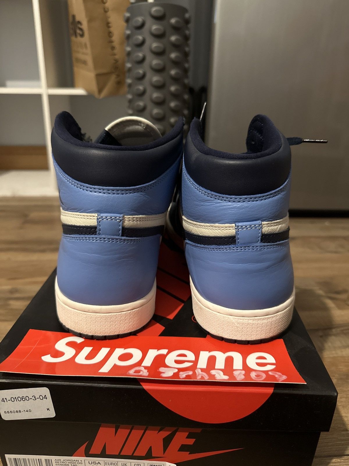 Jordan Brand × Nike Jordan 1 Retro High Obsidian UNC Size US 12 / EU 45 - 7 Thumbnail