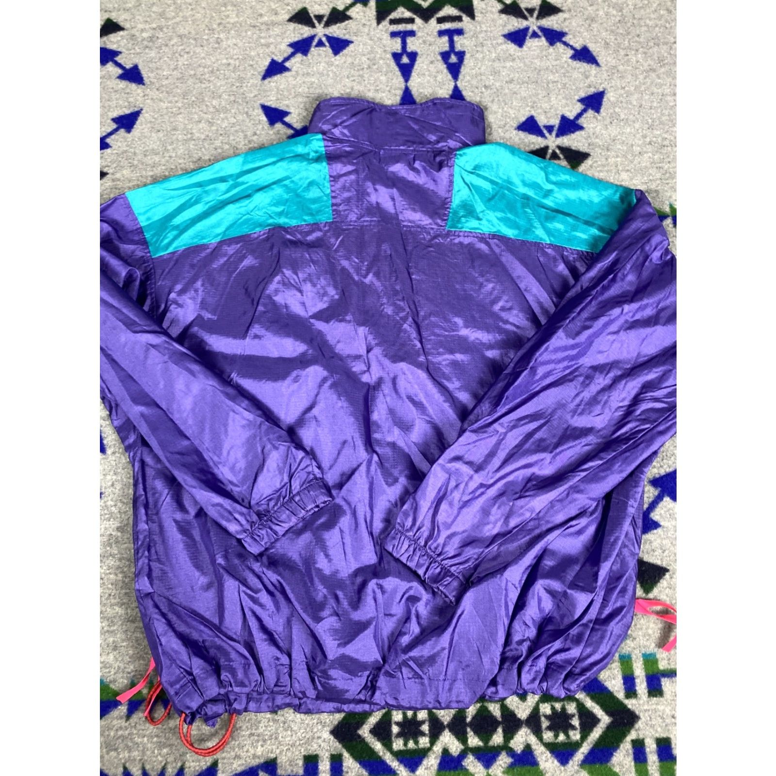 Vintage VINTAGE Columbia Sportswear Mens Light Windbreaker Jacket Sz M Aqua Pink 90s Windbreaker Jacket Mens Pink Aqua 90s Columbia Sportswear Size US M / EU 48-50 / 2 - 6 Thumbnail