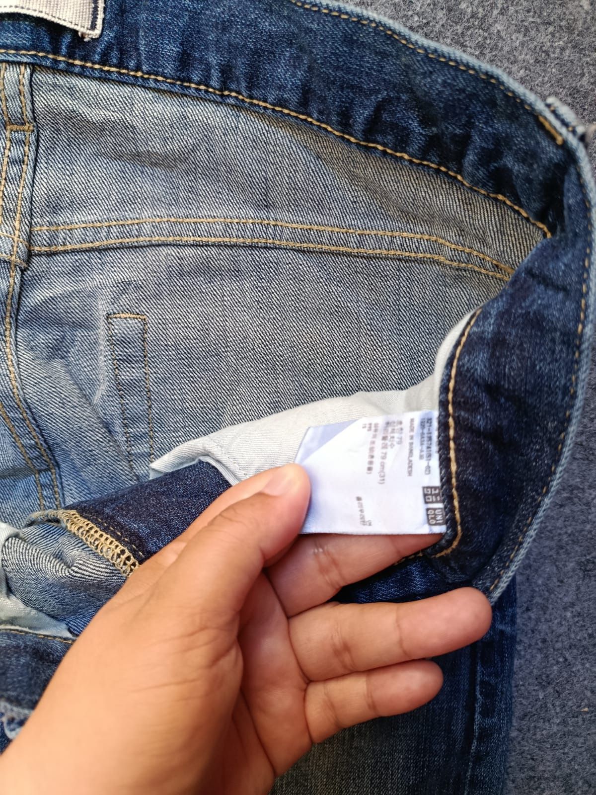 Uniqlo UNIQLO SELVEDGE JEANS Size US 34 / EU 50 - 4 Thumbnail