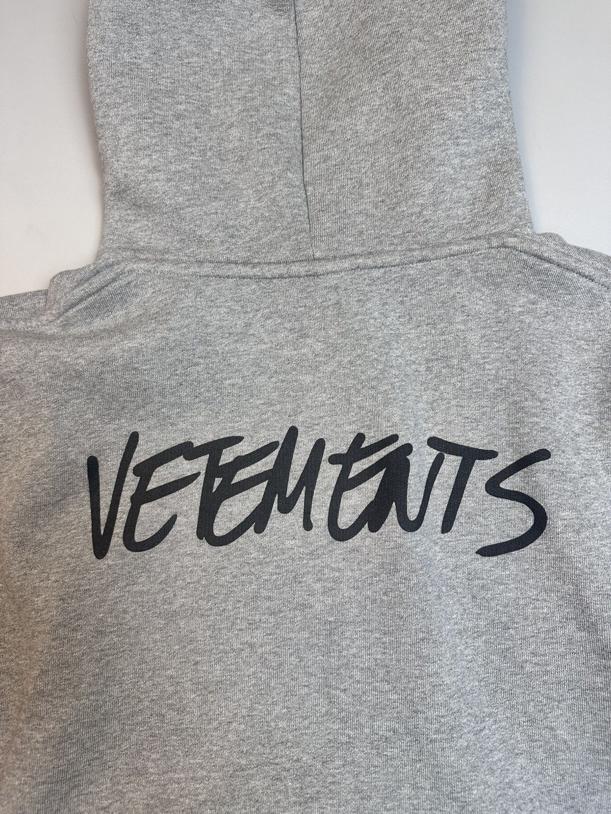 Vetements Vetements basic hoosie , big print logos medium Size US M / EU 48-50 / 2 - 6 Thumbnail