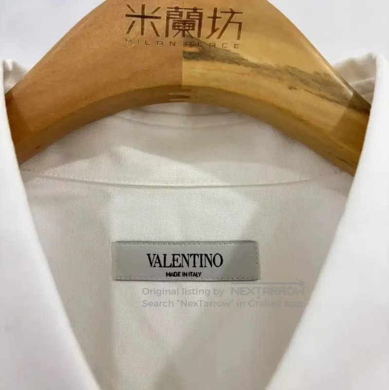 Valentino Valentino Long Sleeve Logo Shirt for Men . Size US L / EU 52-54 / 3 - 4 Thumbnail