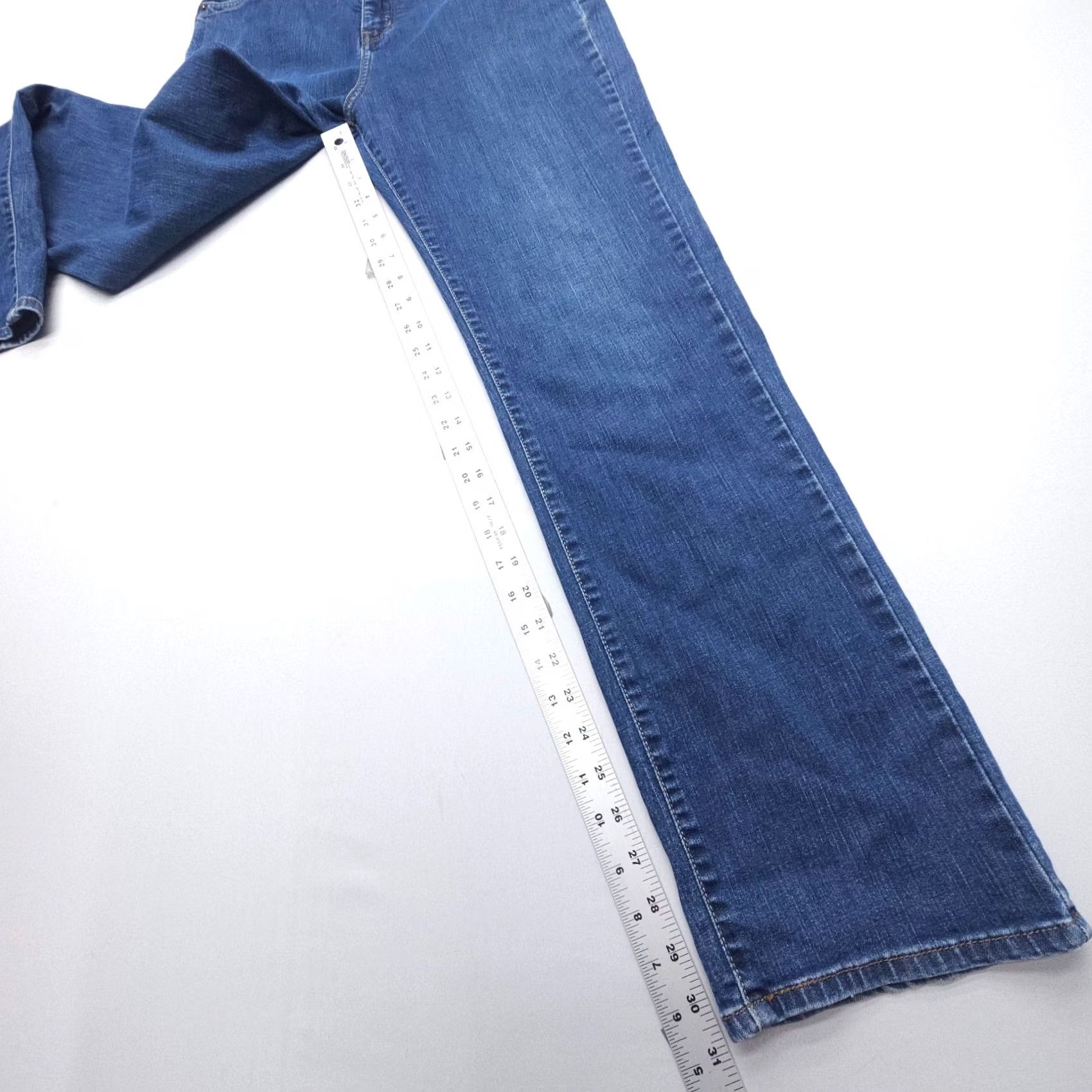 Levi's VINTAGE Levi's 512 Perfectly Slimming Straight Jeans Blue Size 29 x 31 2000's Womens Size 29" - 6 Thumbnail