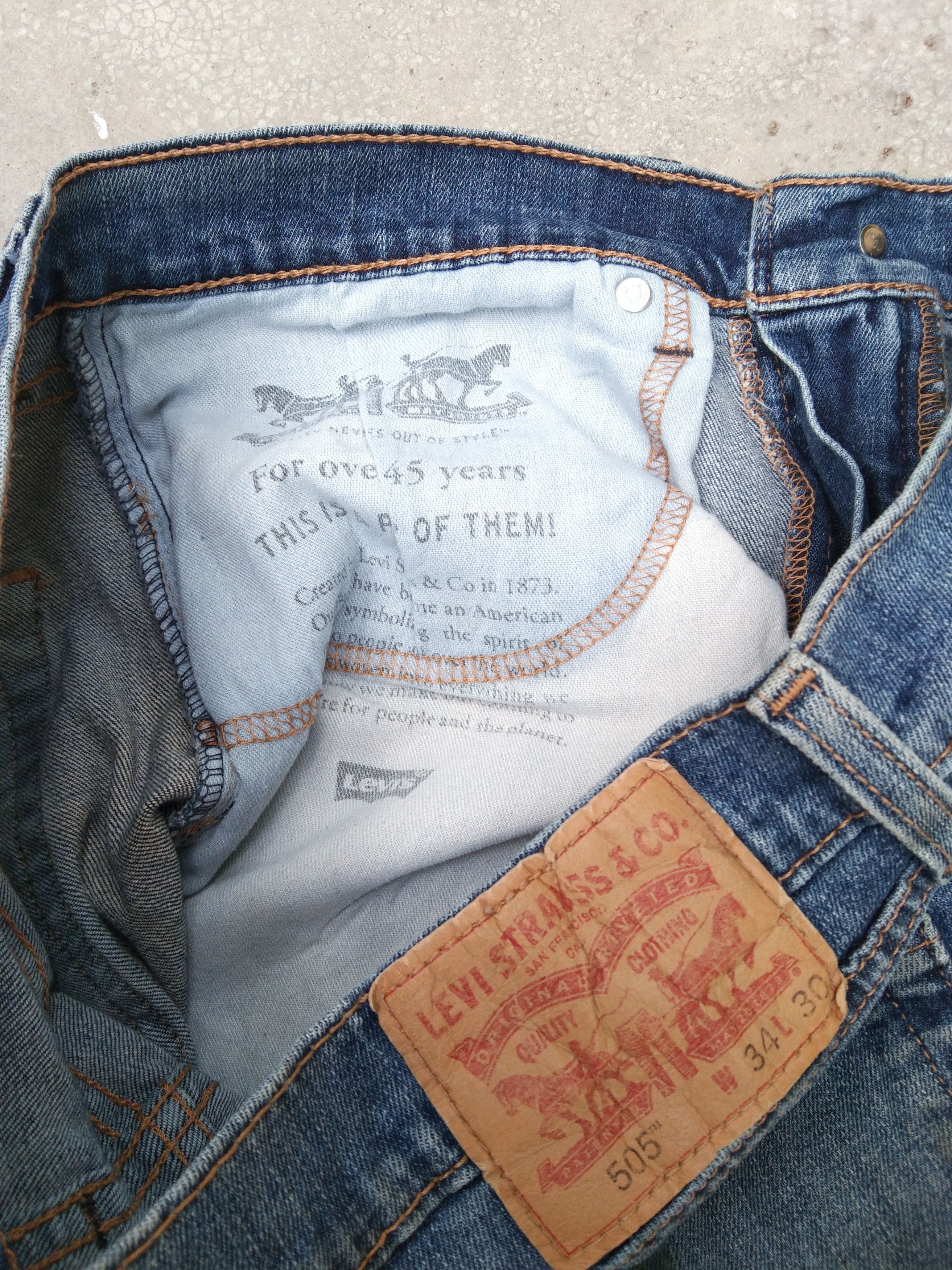 Levi's Vintage Levi's Jeans 505 Faded Blue Distressed Denim 33x30 Size US 33 - 9 Thumbnail