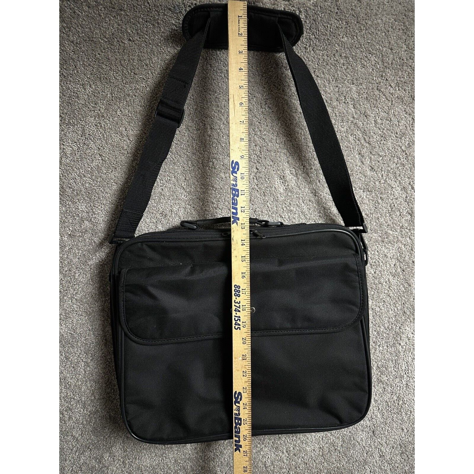 Other Targus Nylon 15.6” Black Padded Computer Messenger Bag Size ONE SIZE - 11 Thumbnail