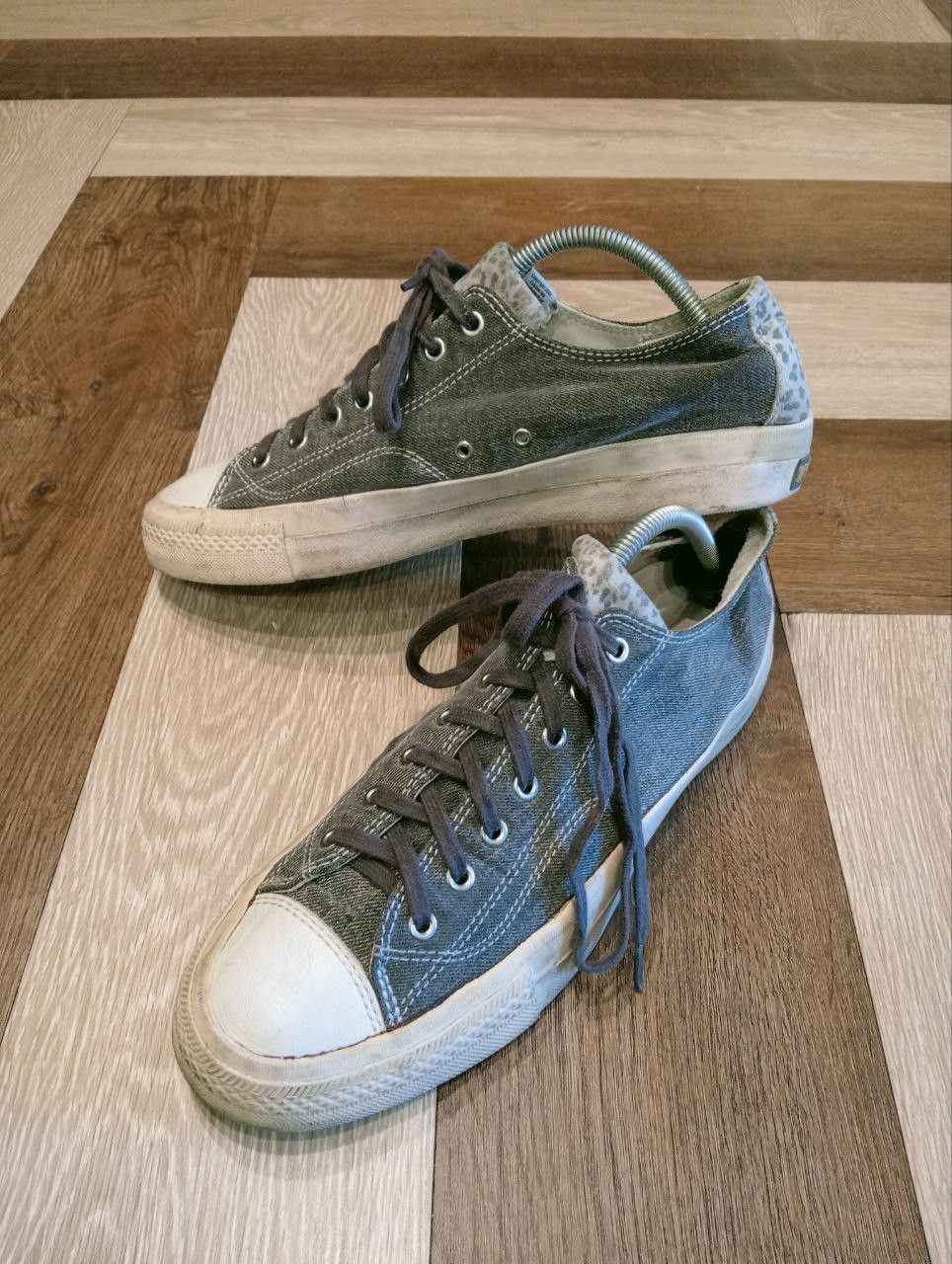 Visvim VISVIM SKAGWAY DENIM LEOPARD LOW CUT SNEAKERS - 9 US Size US 9 / EU 42 - 1 Thumbnail