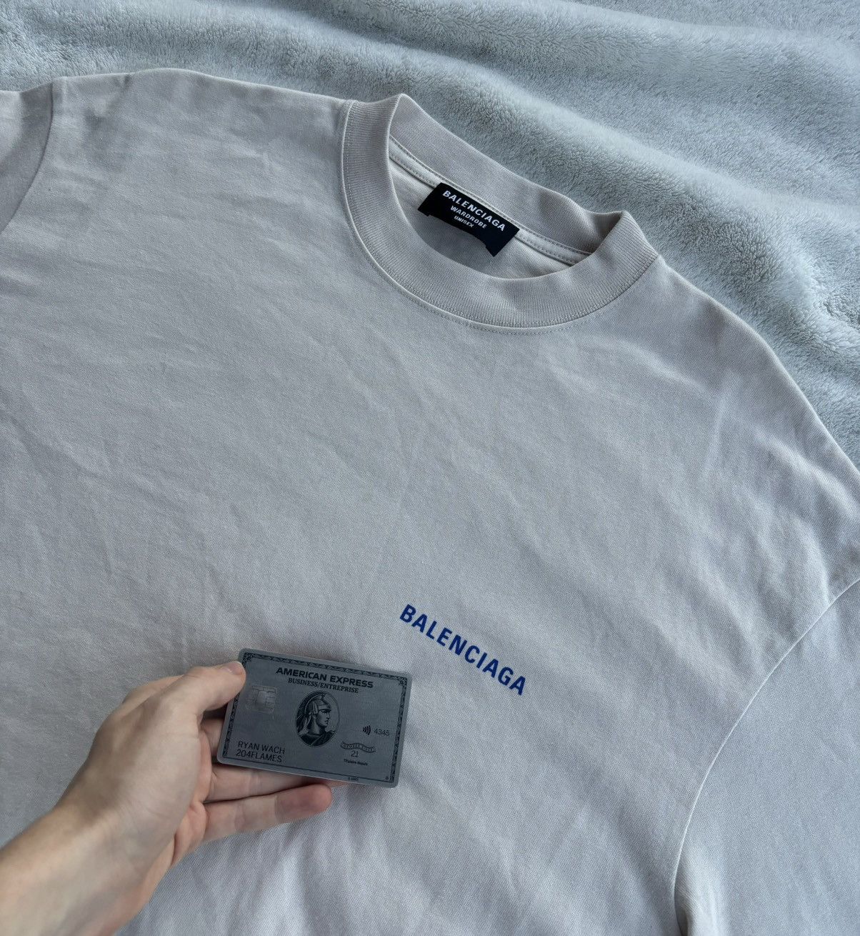 Balenciaga Balenciaga Cream/Blue Spellout Logo Tee Size US M / EU 48-50 / 2 - 3 Thumbnail
