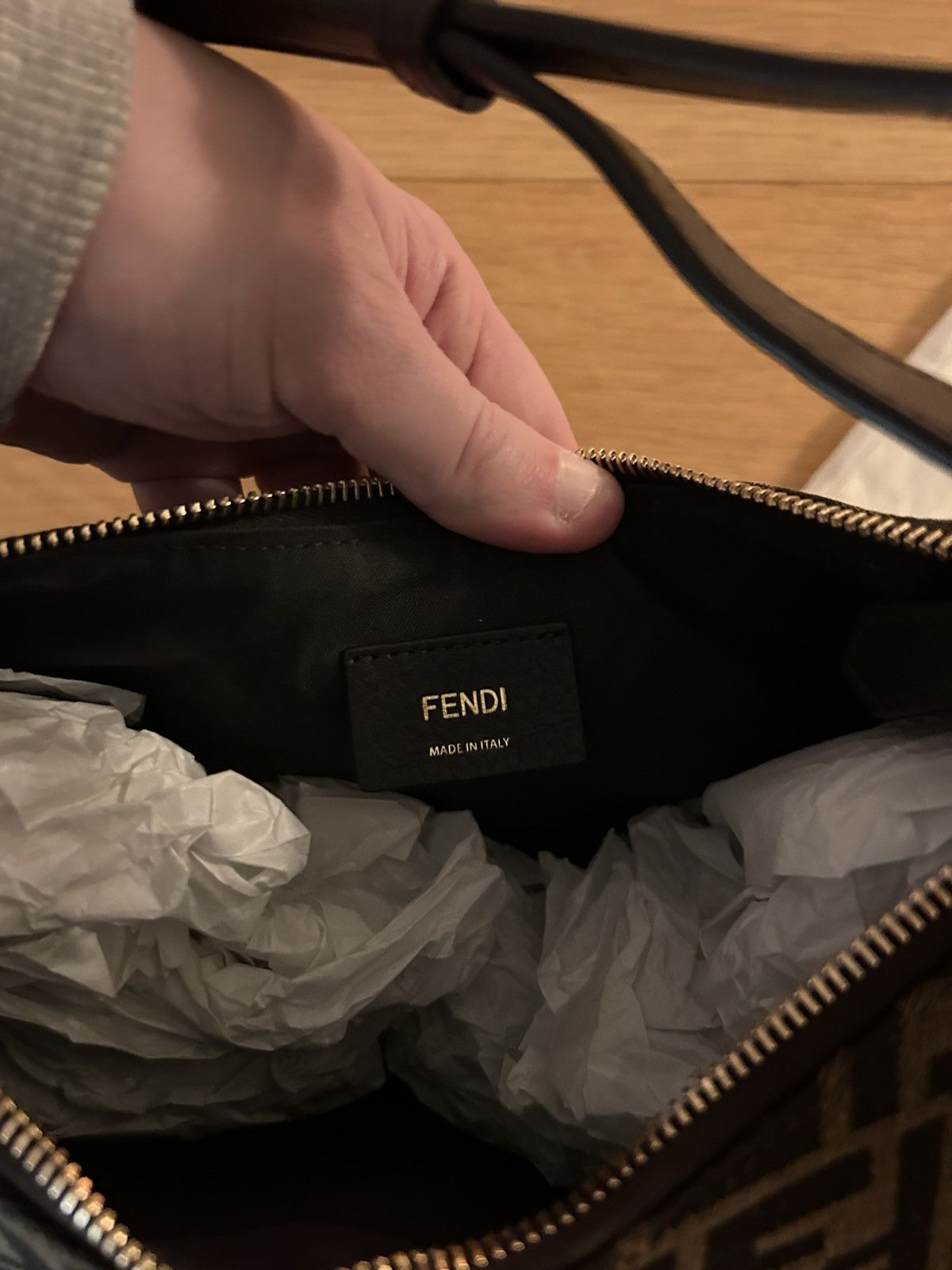 Fendi Fendigraphy Logo Hobo Bag Size ONE SIZE - 10 Thumbnail