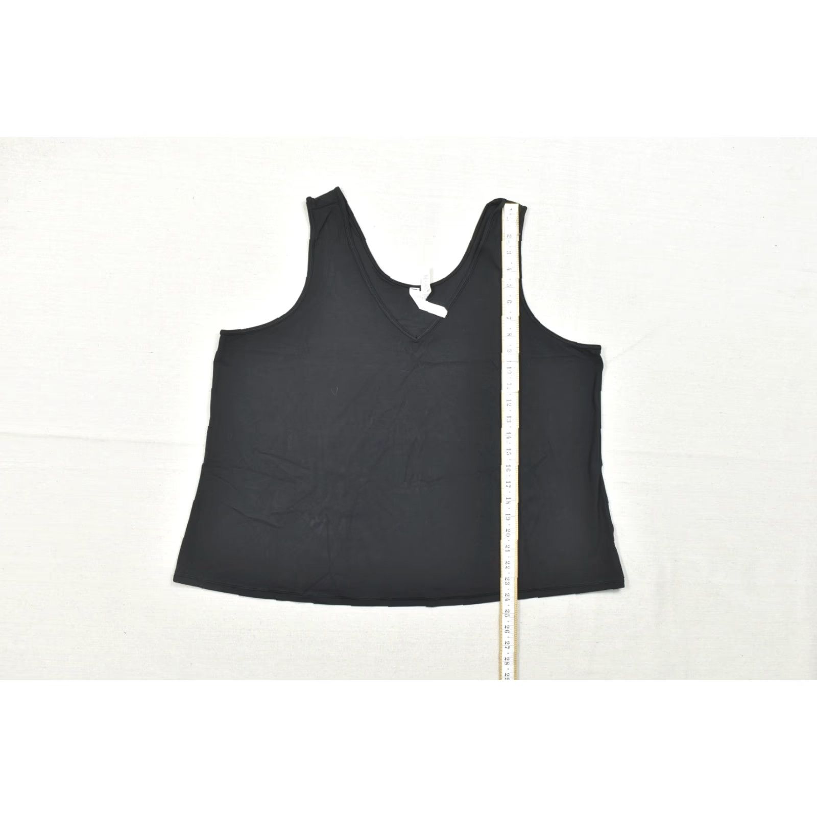 Athleta Athleta Tank Top Camisole Transcend Black Women's 3X Sleeveless V-Neck Basic Activewear Shirt Spring Summer Size XXL / US 16-18 / IT 52-54 - 4 Thumbnail