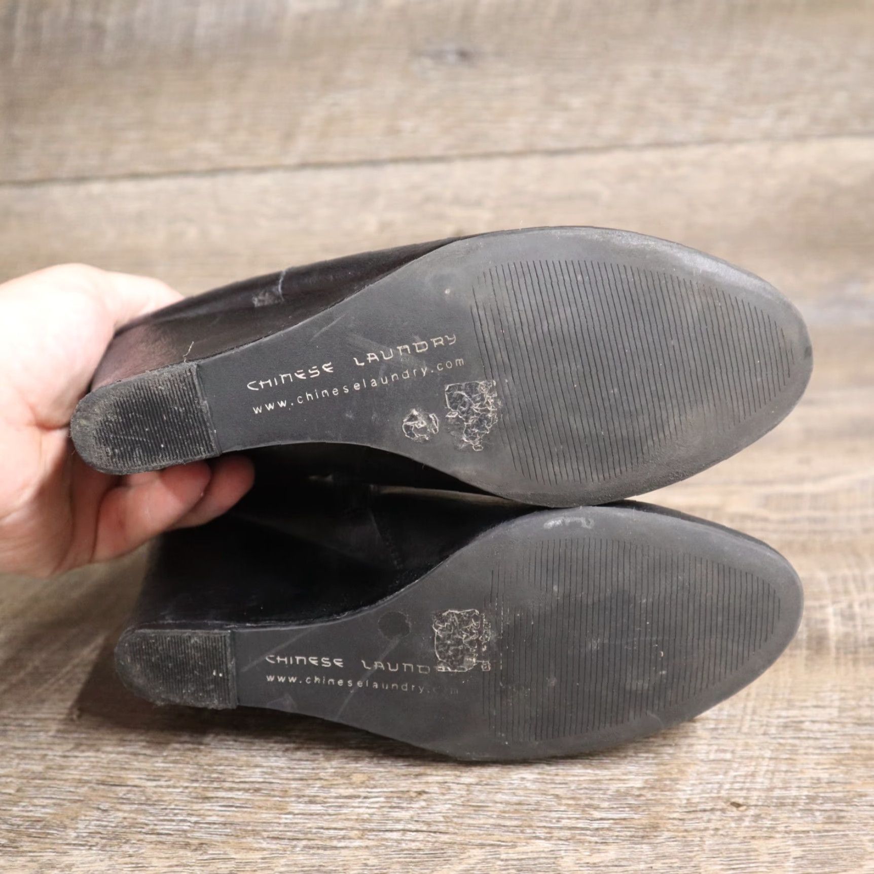 Chinese Laundry VINTAGE Chinese Laundry Bootie SHOE Cross-Category Bootie Women 6 Black Faux Leather Faux Suede Wedge Ankle High Heel 3-3.9in Mens? Size US 6 / IT 36 - 7 Thumbnail