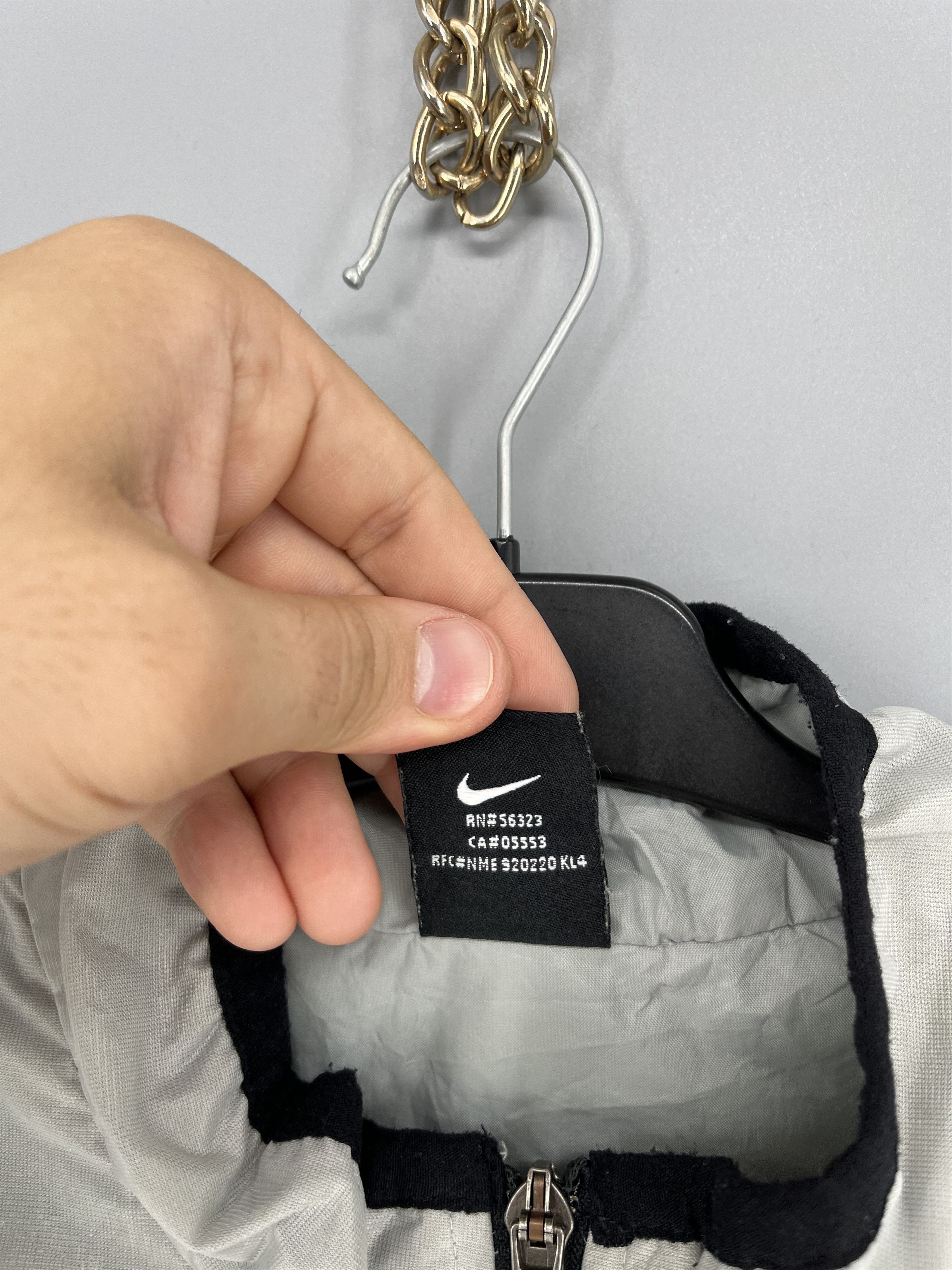 Nike Vintage Nike Pullover Windbreaker Hoodie Grey Size-M Size US M / EU 48-50 / 2 - 11 Thumbnail