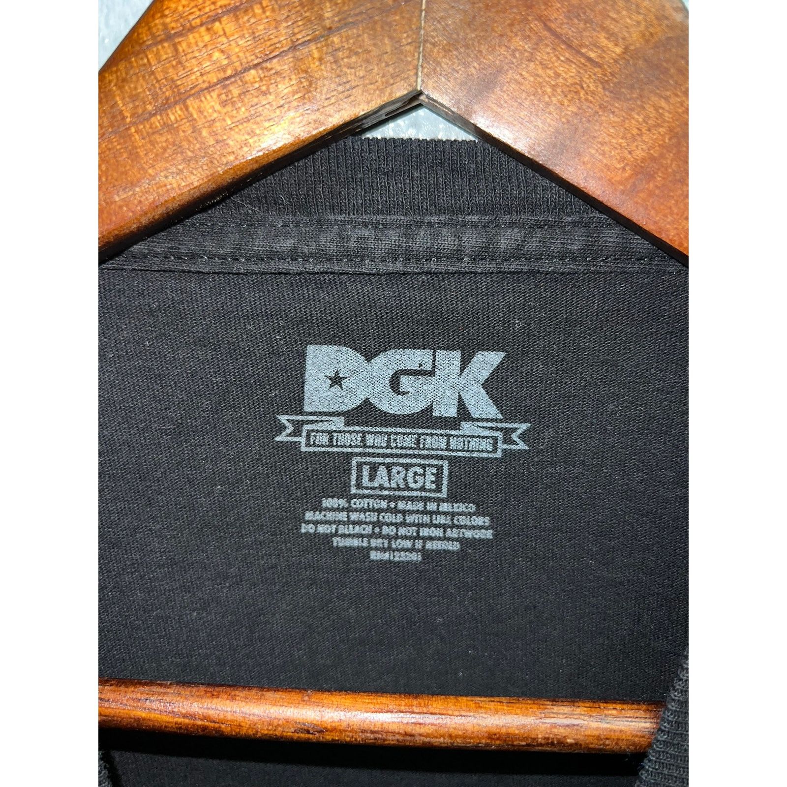 DGK DGK Four Peat Shirt 4 Peat Dirty Ghetto Kids MJ Tee L Size US L / EU 52-54 / 3 - 4 Thumbnail
