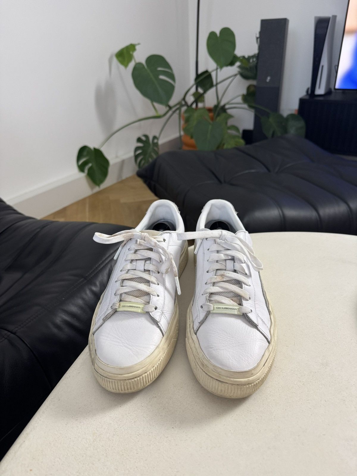 Puma Han Kjobenhavn Puma casual low top sneaker in white collab Size US 10.5 / EU 43-44 - 2 Thumbnail