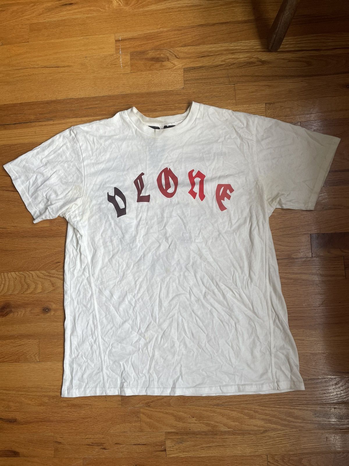 Vlone VLONE White Marrow T-Shirt Red Logo Old English Script | Grailed