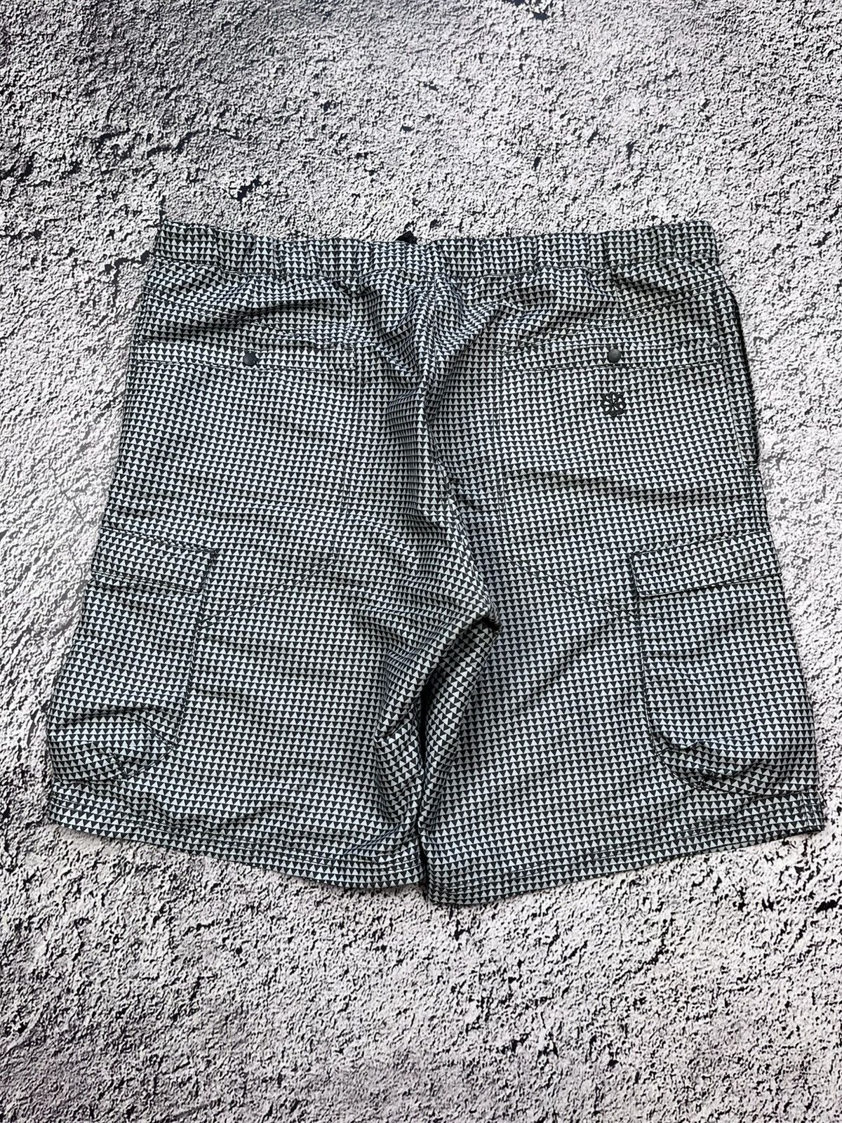 Nike Vintage Nike cargo swoosh shorts size XXL Size US 38 / EU 54 - 4 Thumbnail