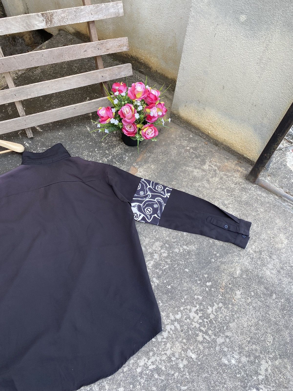 Japanese Brand 🔥 Steals 🔥 Japanese Brand Nier Shirt Half Button Size US XL / EU 56 / 4 - 9 Thumbnail