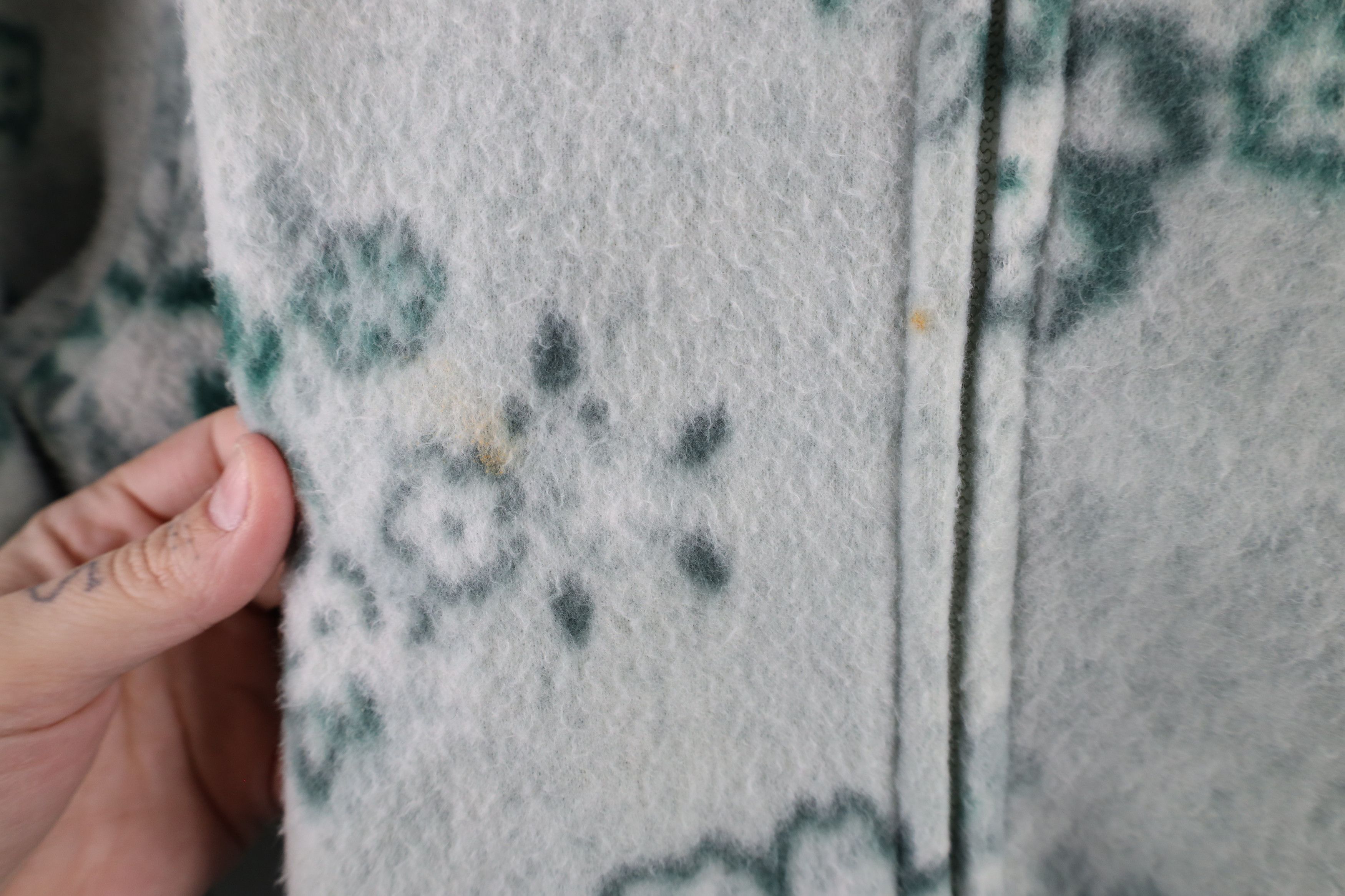 Vintage Vintage 90s Streetwear Flower All Over Print Fleece Jacket Size L / US 10 / IT 46 - 4 Thumbnail