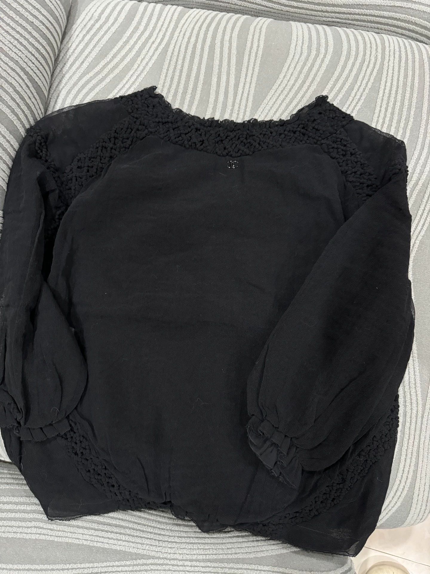 Chanel CHANEL Authentic Tulle Lace Long Sleeve Top Size XS / US 0-2 / IT 36-38 - 3 Thumbnail