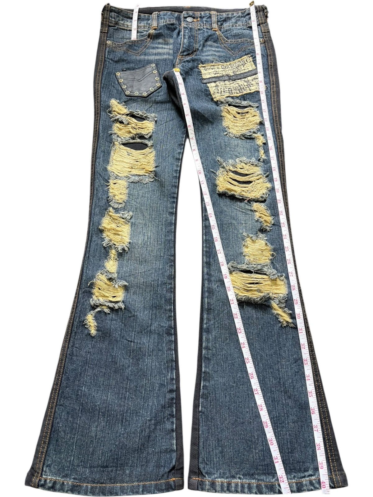 If Six Was Nine Vintage Japanese Brand Rusty Wash Hybrid Distress Flare Jean Size 30" / US 8 / IT 44 - 8 Thumbnail