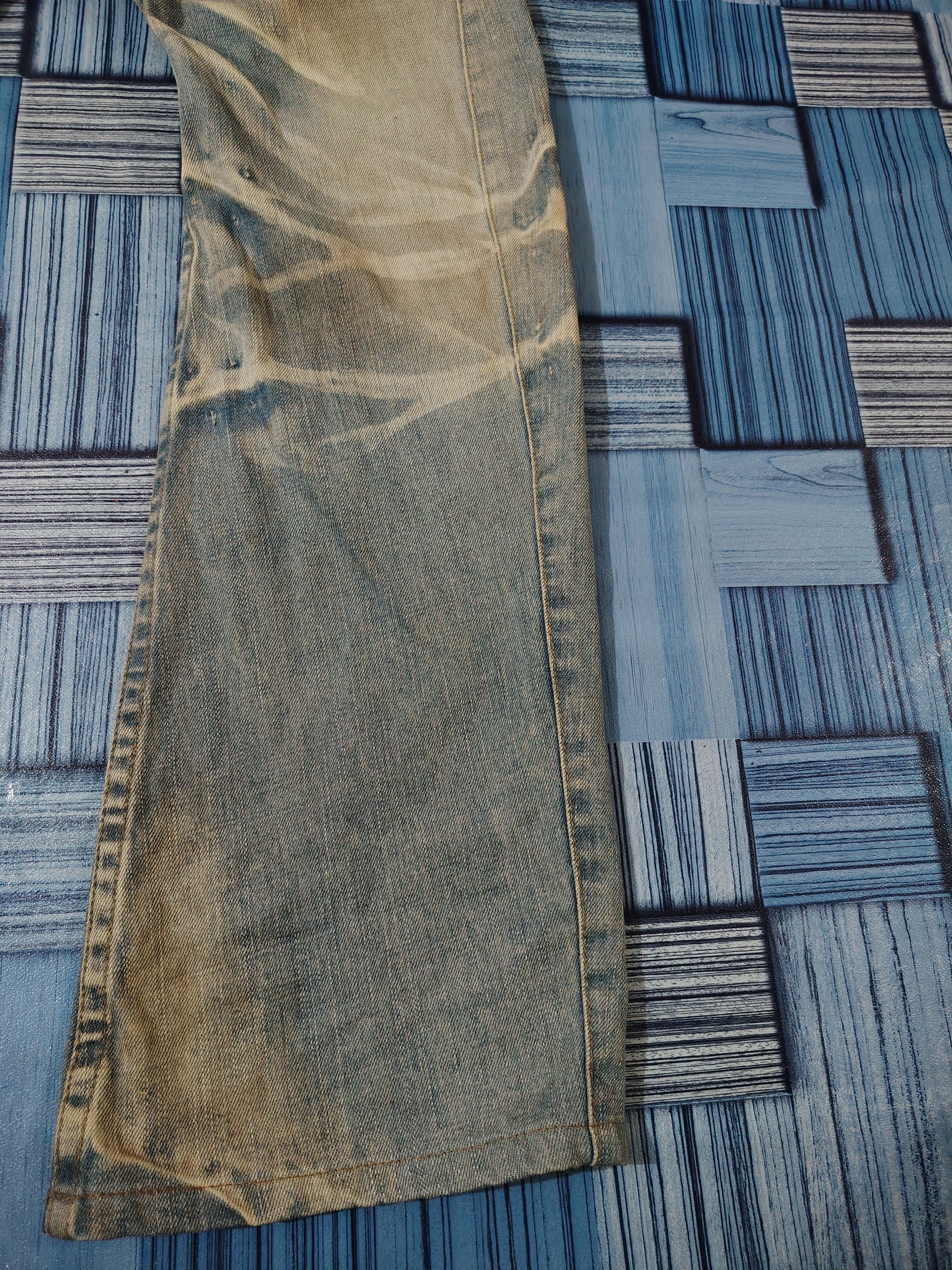 Japanese Brand Rattle Trap Japanese Distressed Denim Flared Jeans Size US 31 - 7 Thumbnail