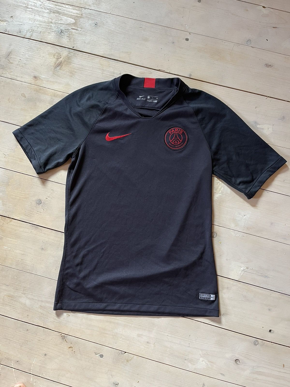 Nike Nike PSG soccer jersey Size US S / EU 44-46 / 1 - 1 Thumbnail
