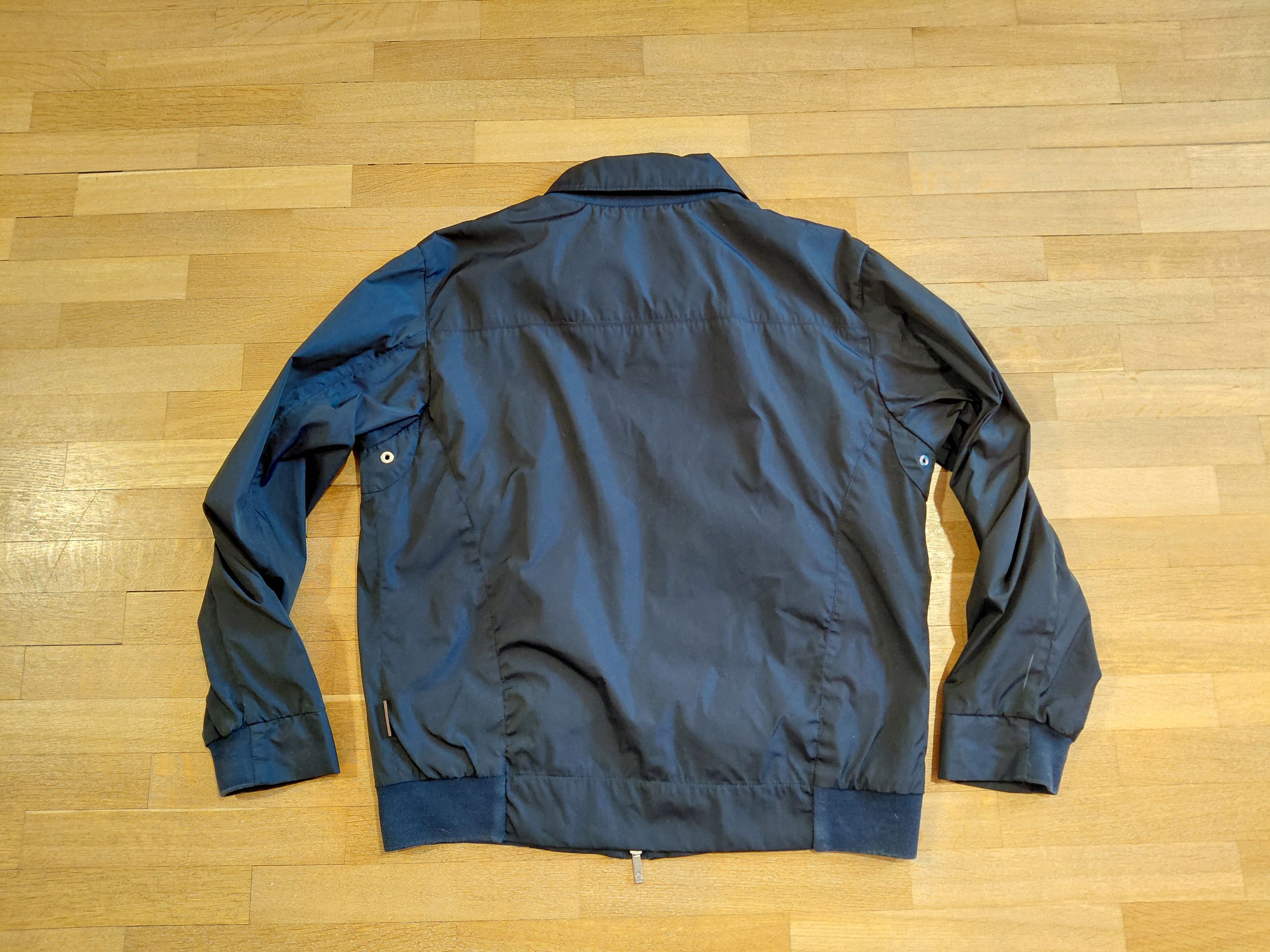 Moncler Moncler Vintage Rain Jacket Light Windbreaker Elegant Luxury Size US M / EU 48-50 / 2 - 10 Thumbnail