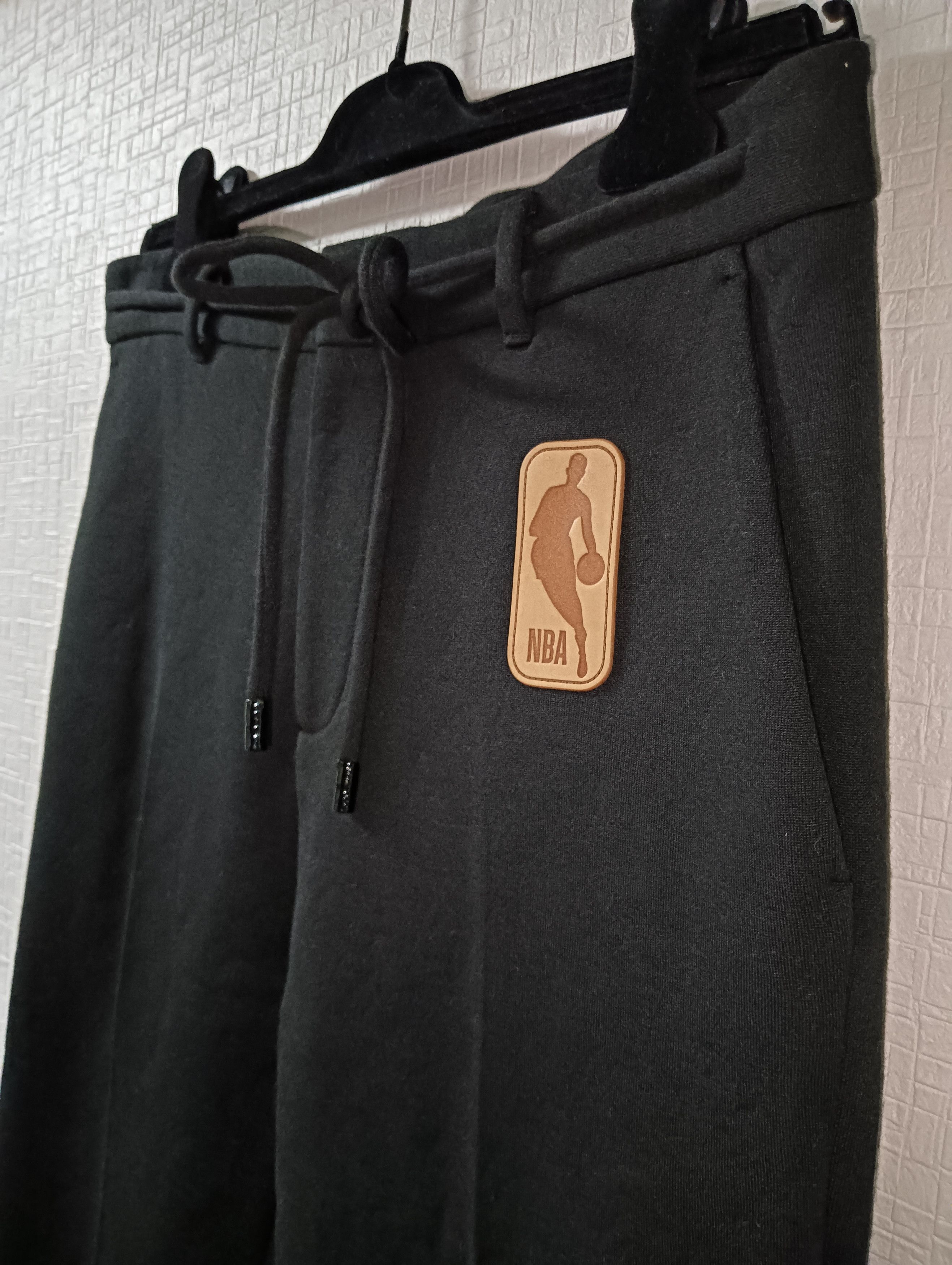 Louis Vuitton × NBA NBA Sporty Trousers Size US 30 / EU 46 - 2 Thumbnail