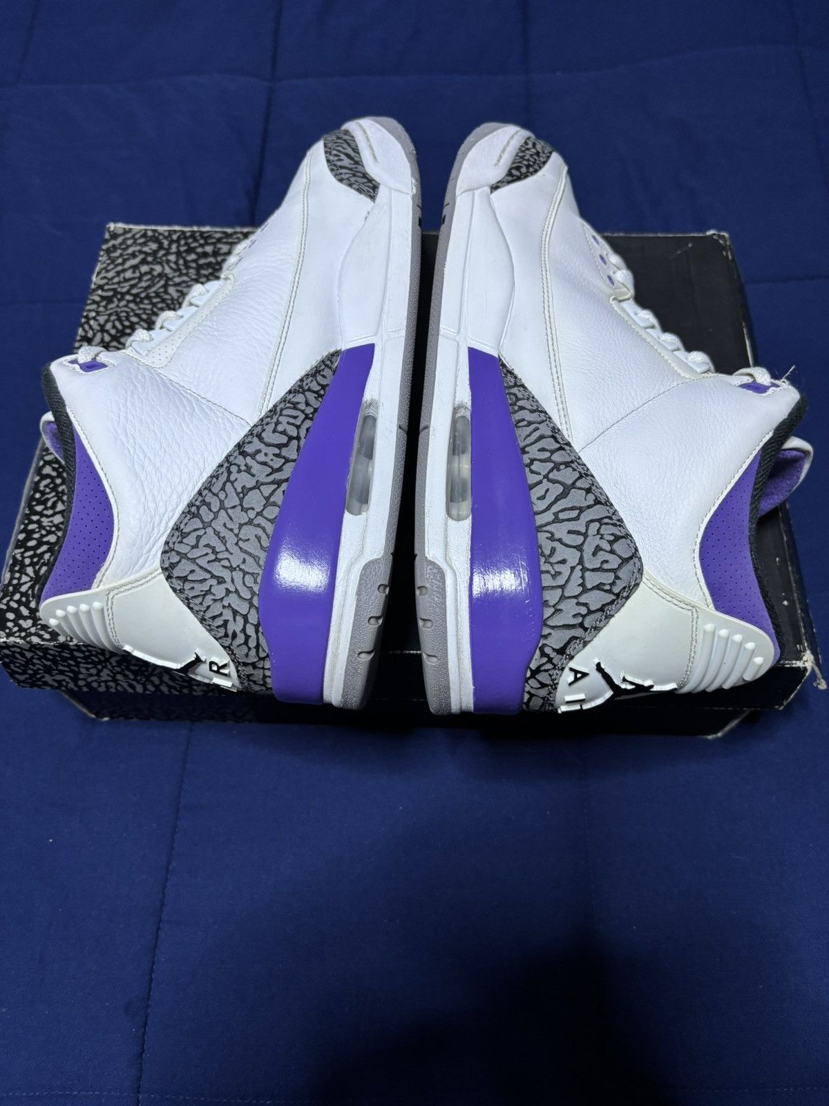 Jordan Brand Jordan 3 Retro Dark Iris 2022 Size 13 Size US 13 / EU 46 - 2 Thumbnail